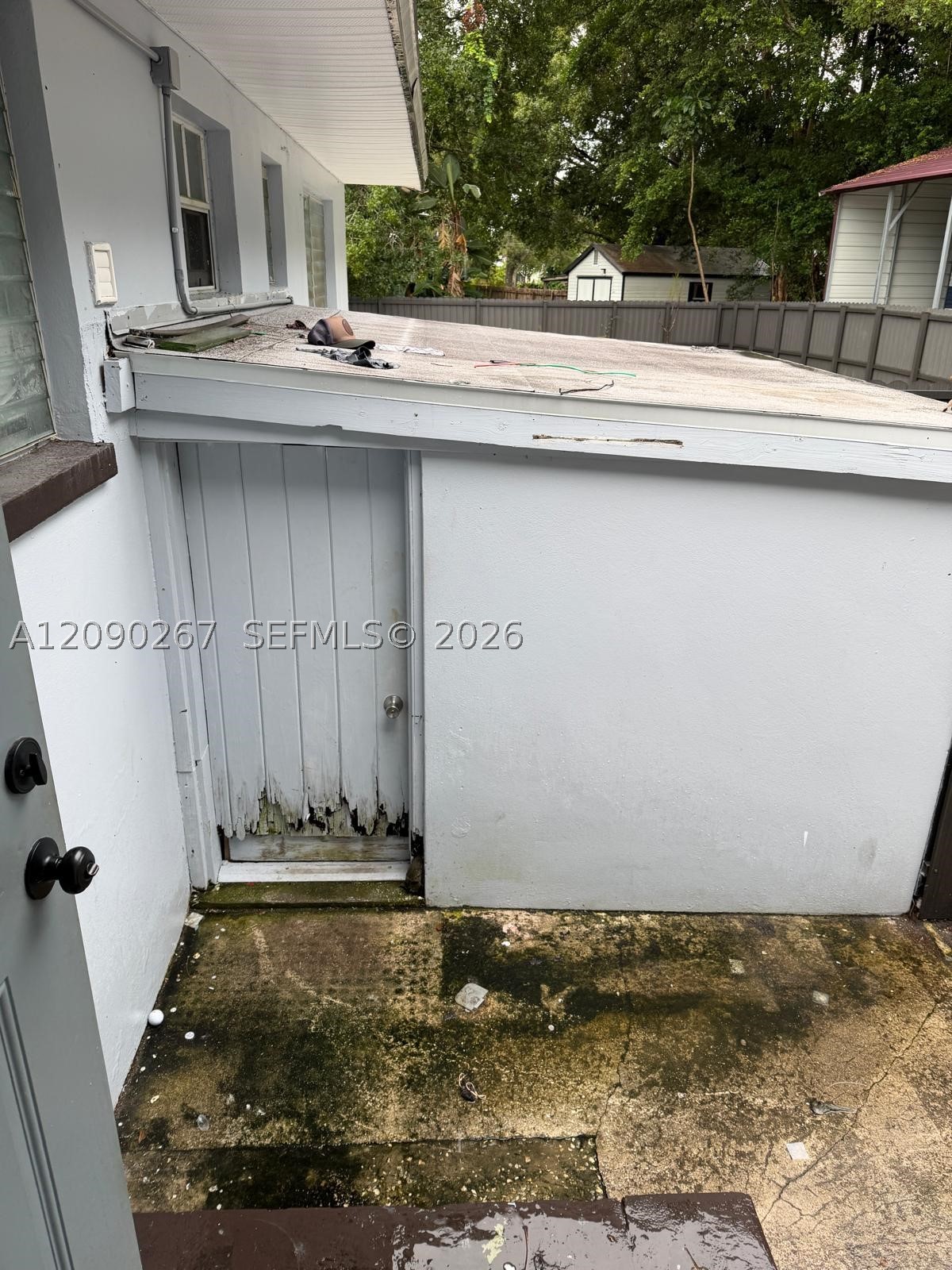 main property photo 40