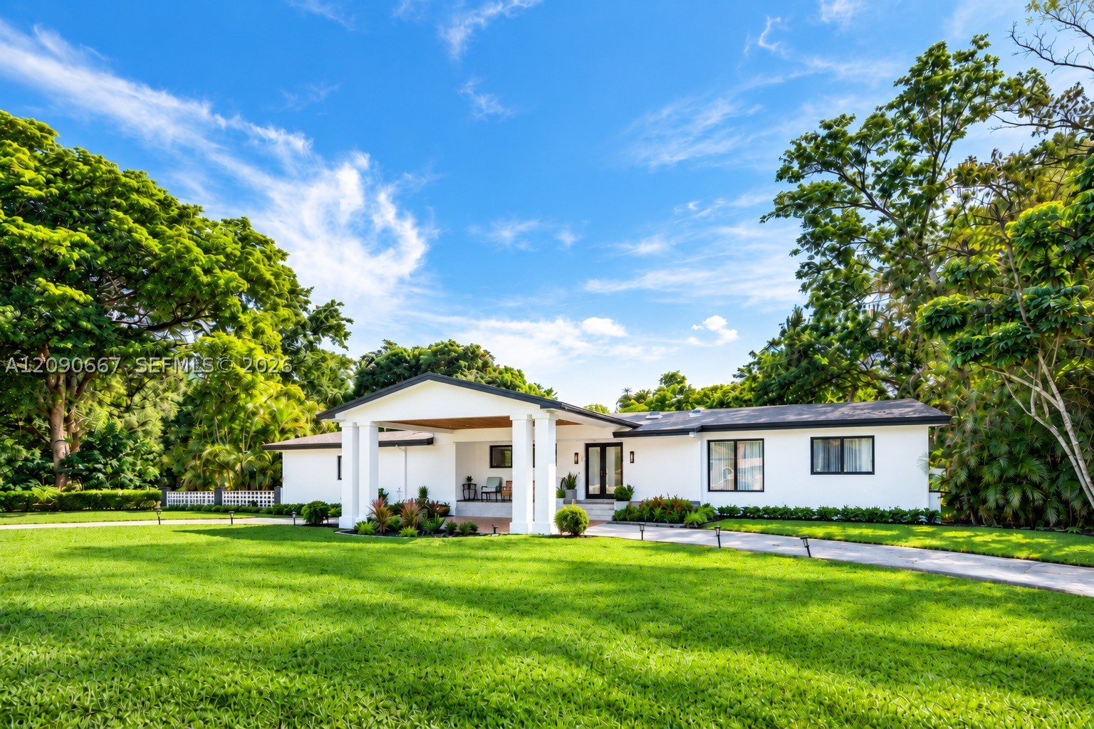 main property photo 0