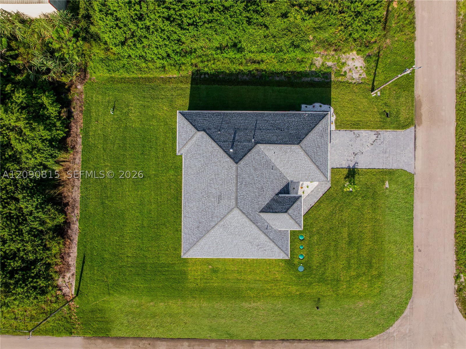 main property photo 45