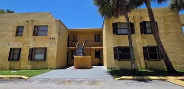image of property with 2 Bed | 1 Bath | 758 Sqft