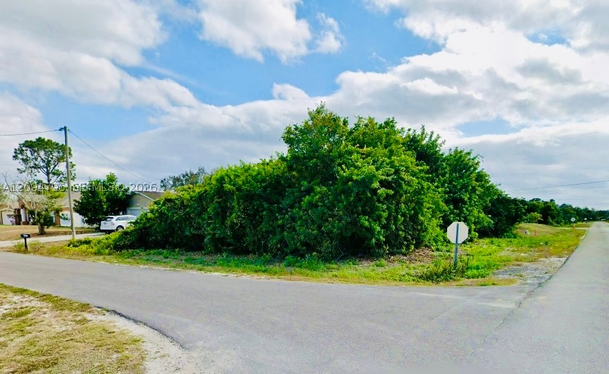 main property photo 6