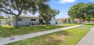 image of property with 3 Bed | 2 Bath | 1,218 Sqft