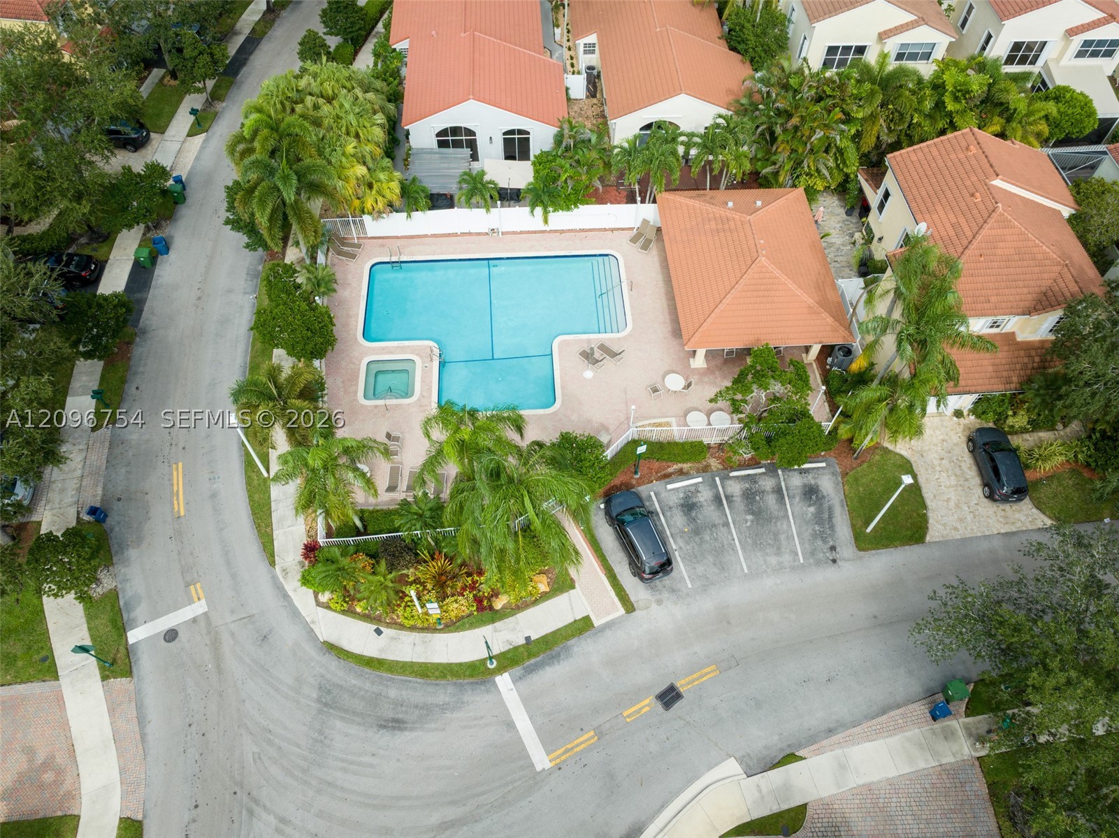 main property photo 45