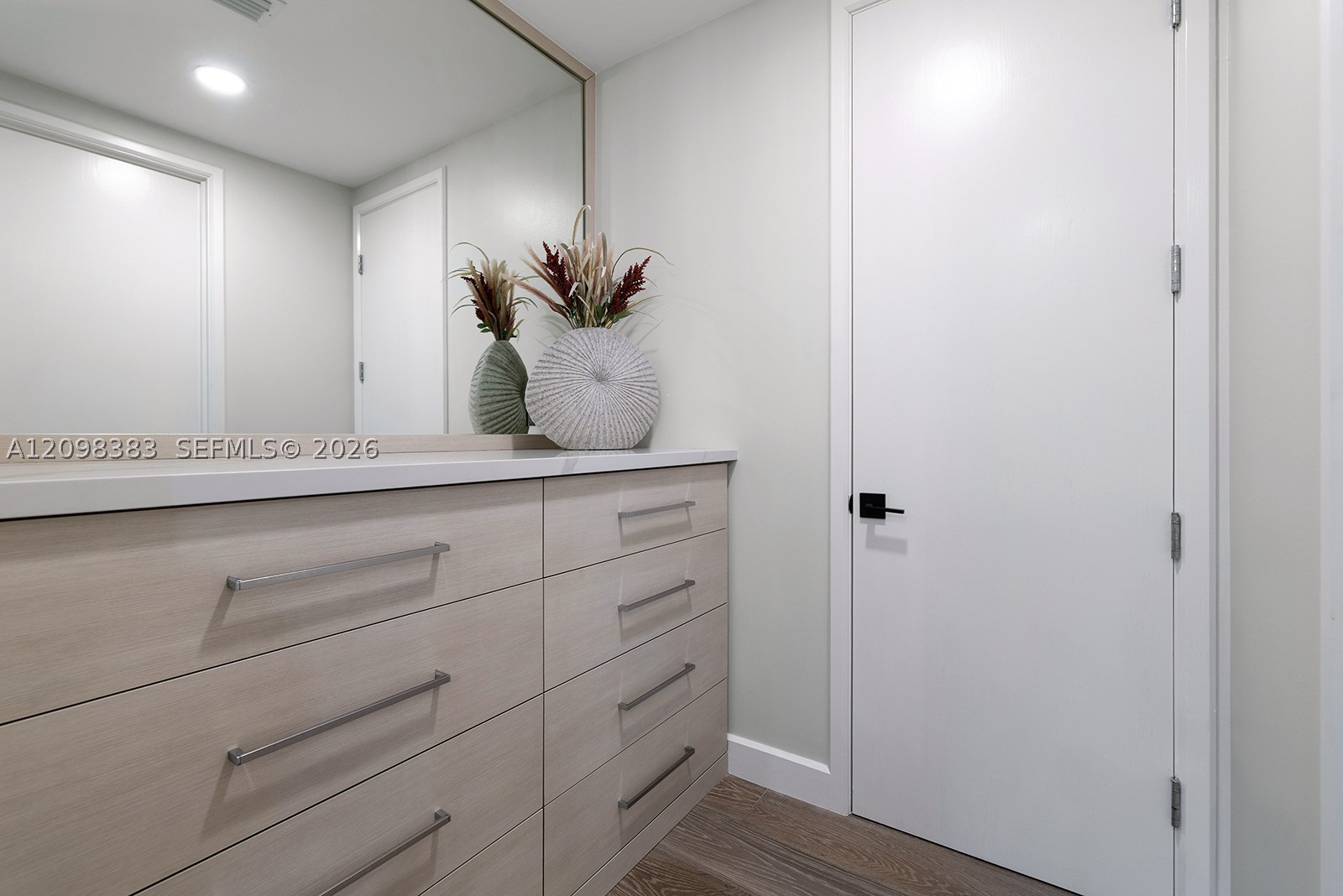 main property photo 70