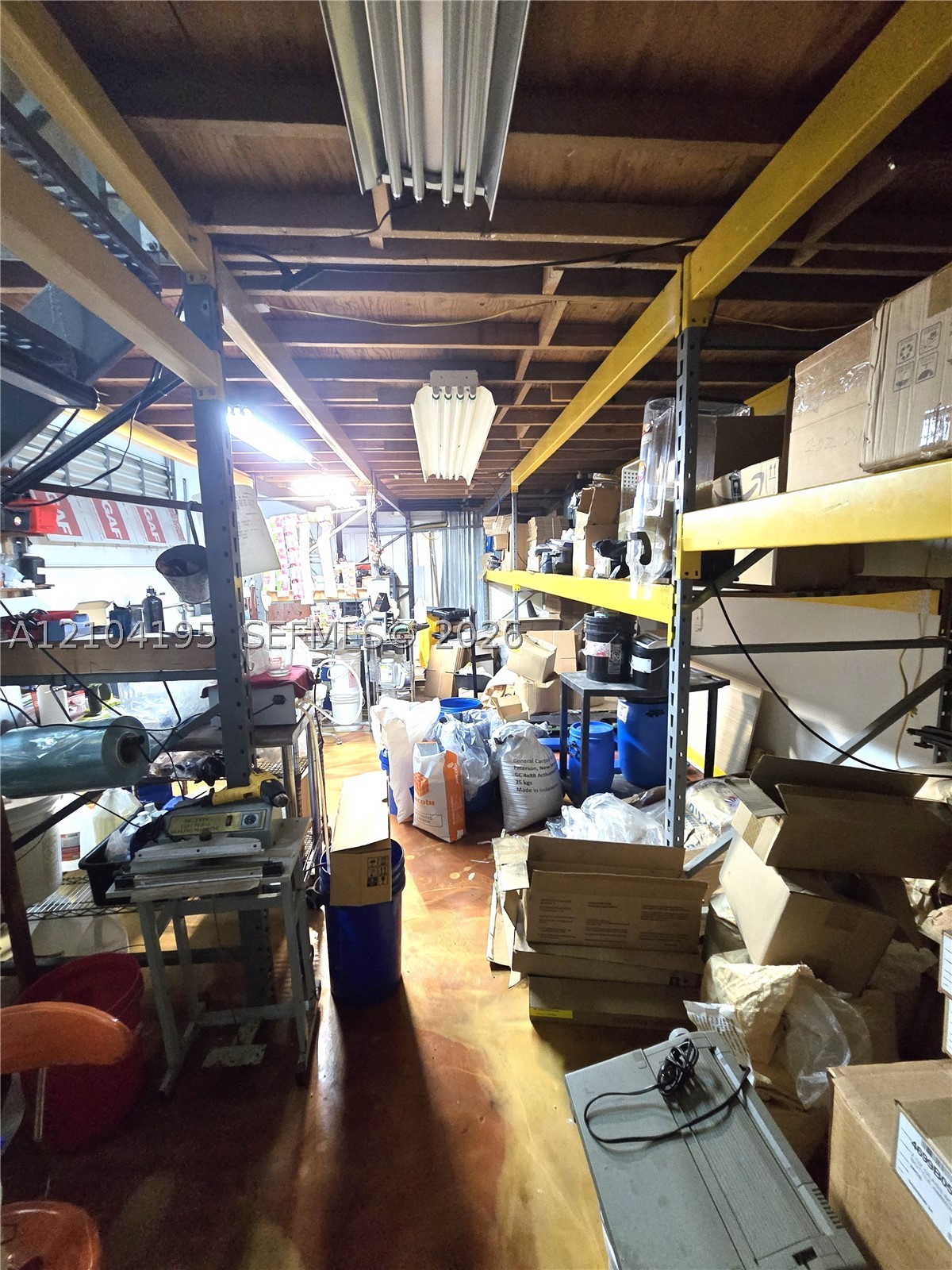 main property photo 14