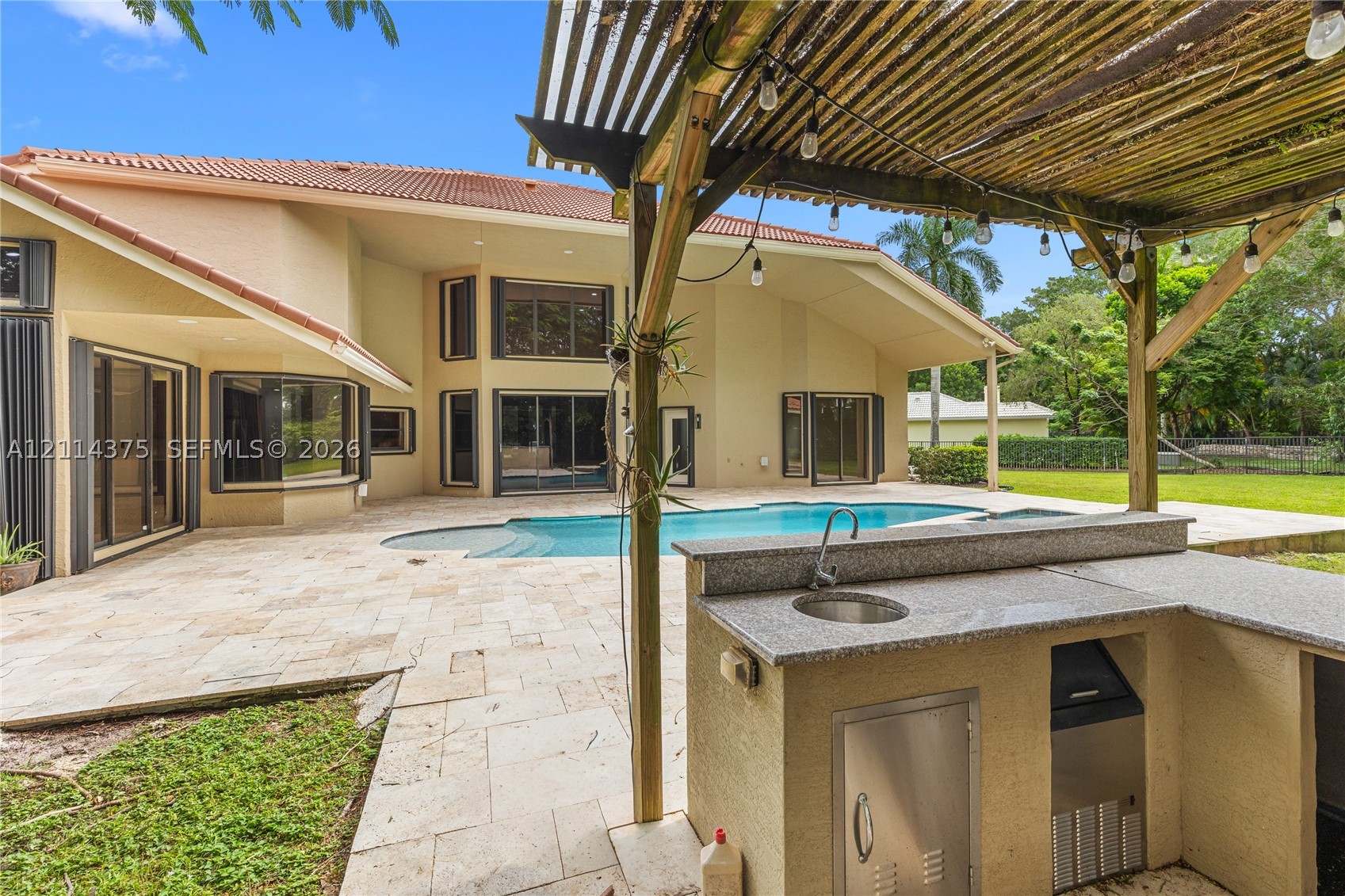 main property photo 51