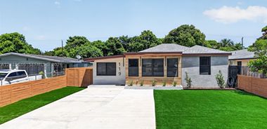image of property with 3 Bed | 2 Bath | 1,762 Sqft