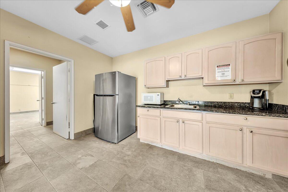 main property photo 77