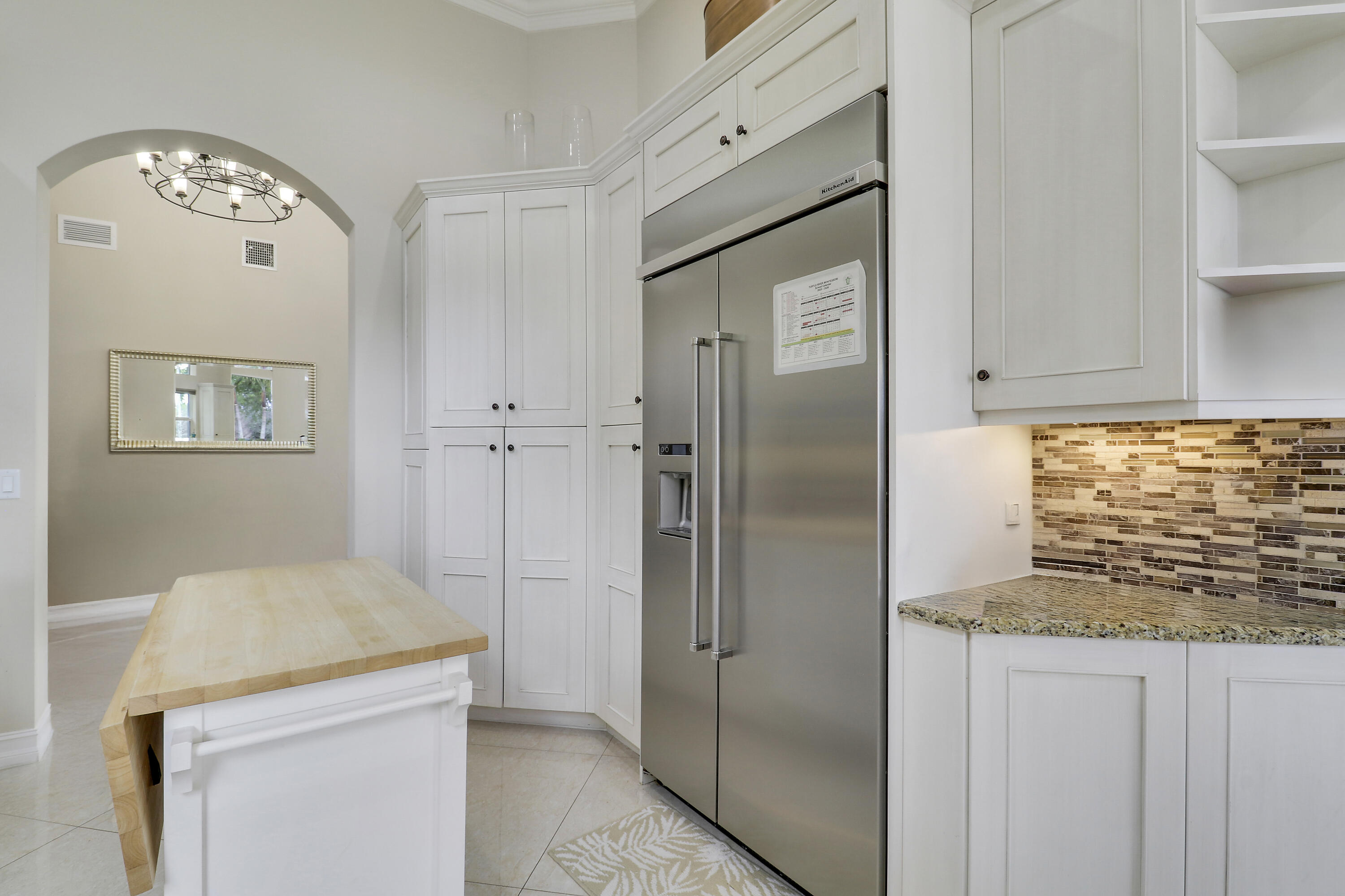 main property photo 19