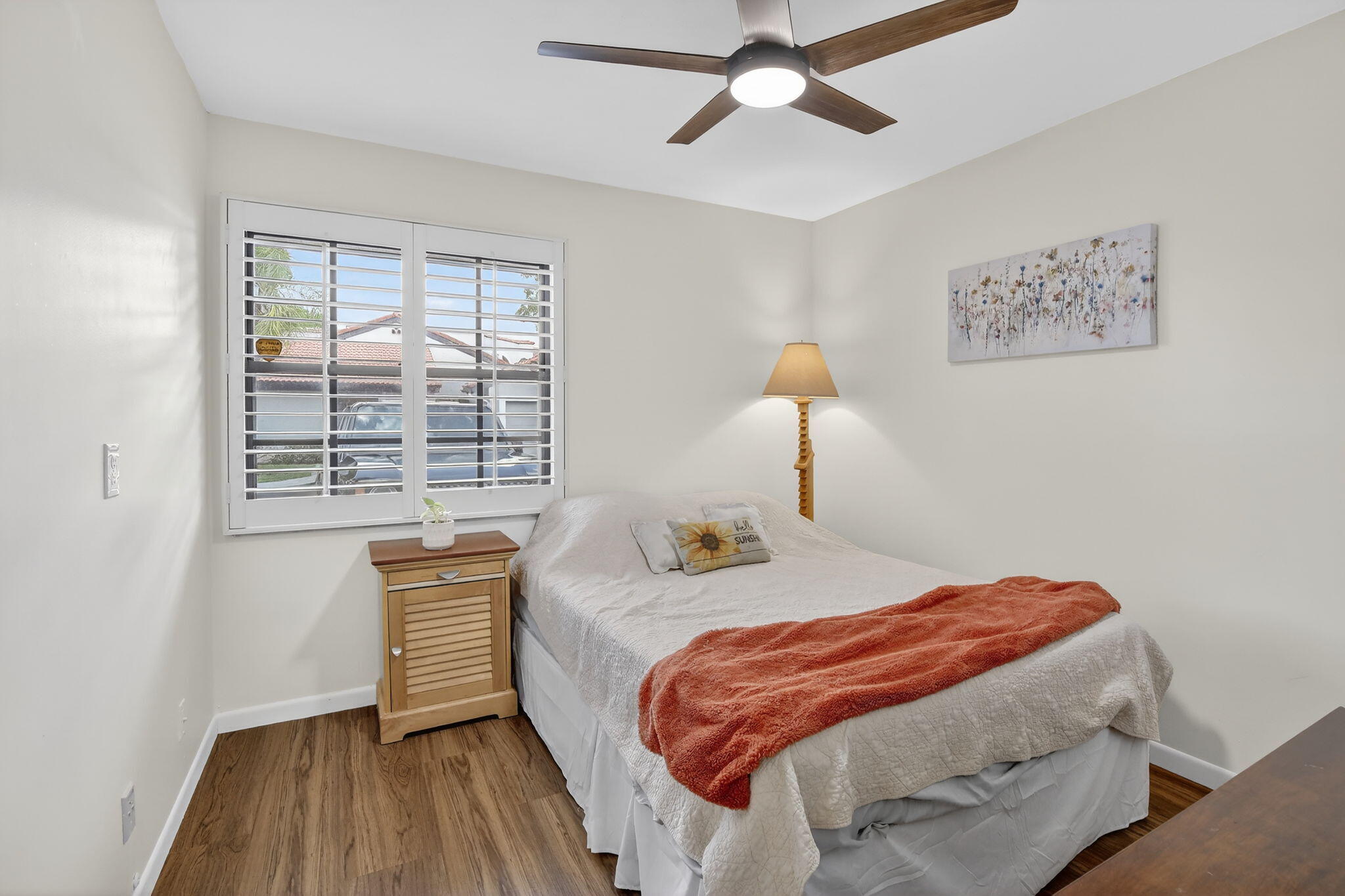property viewer photo 11