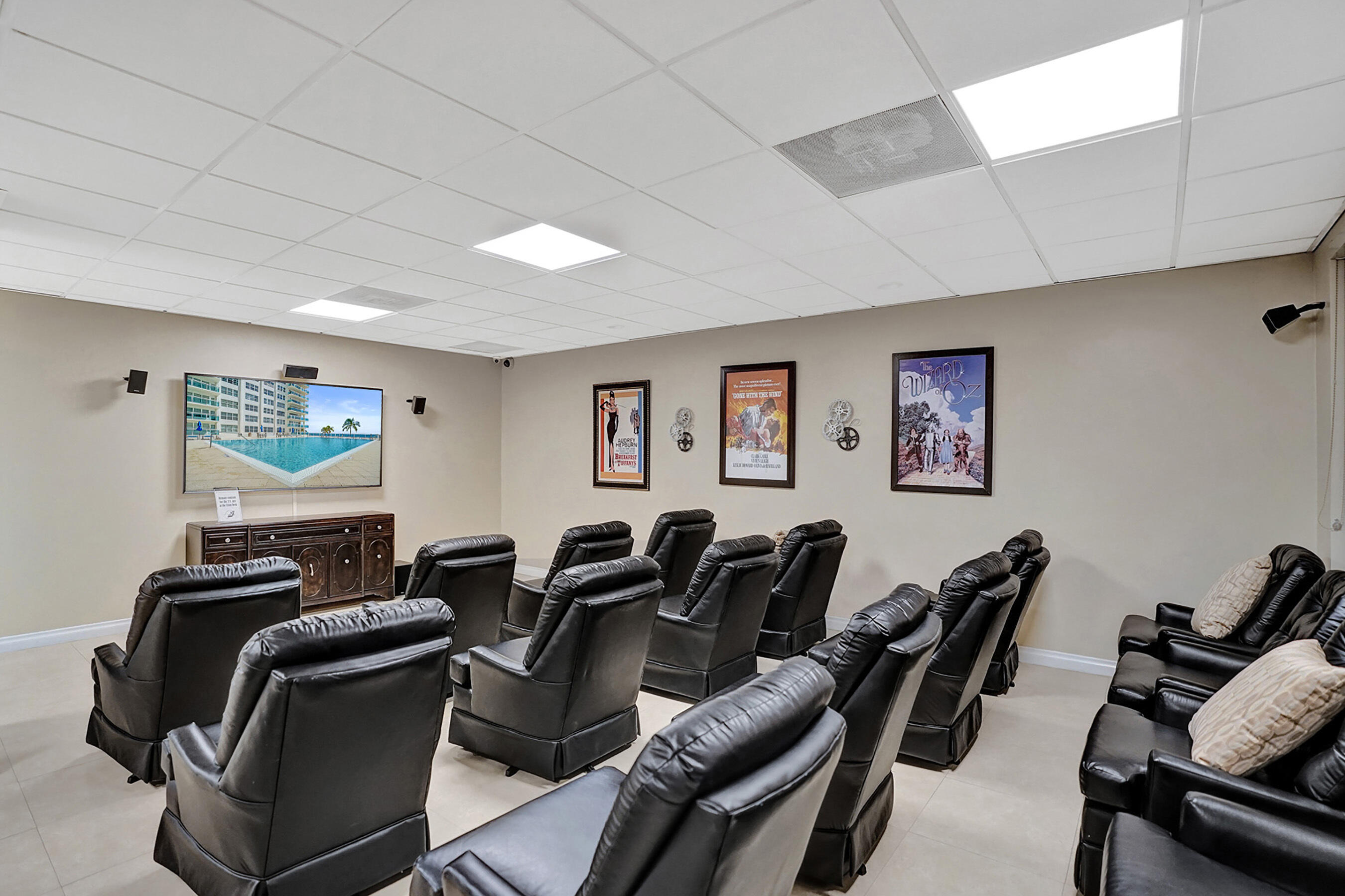 main property photo 75