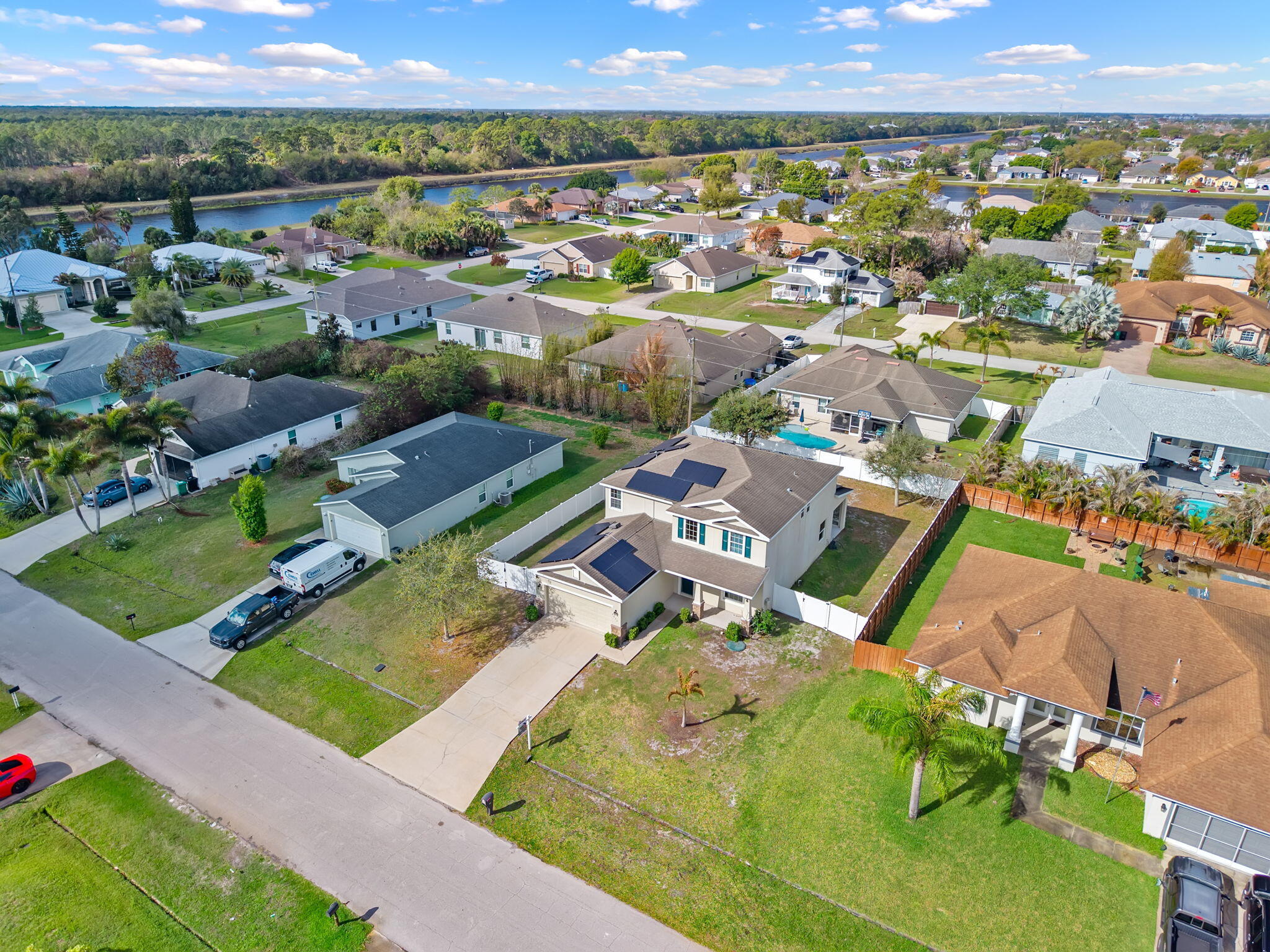 main property photo 40