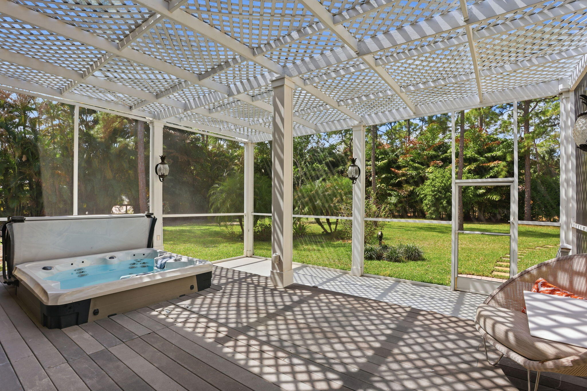 main property photo 31