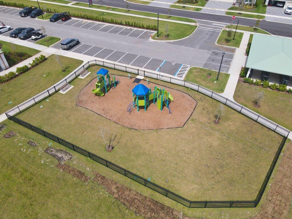 main property photo 68