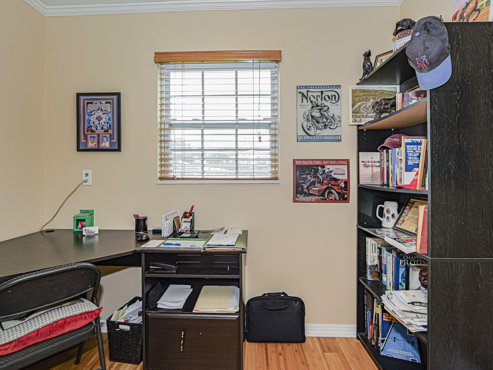 main property photo 22