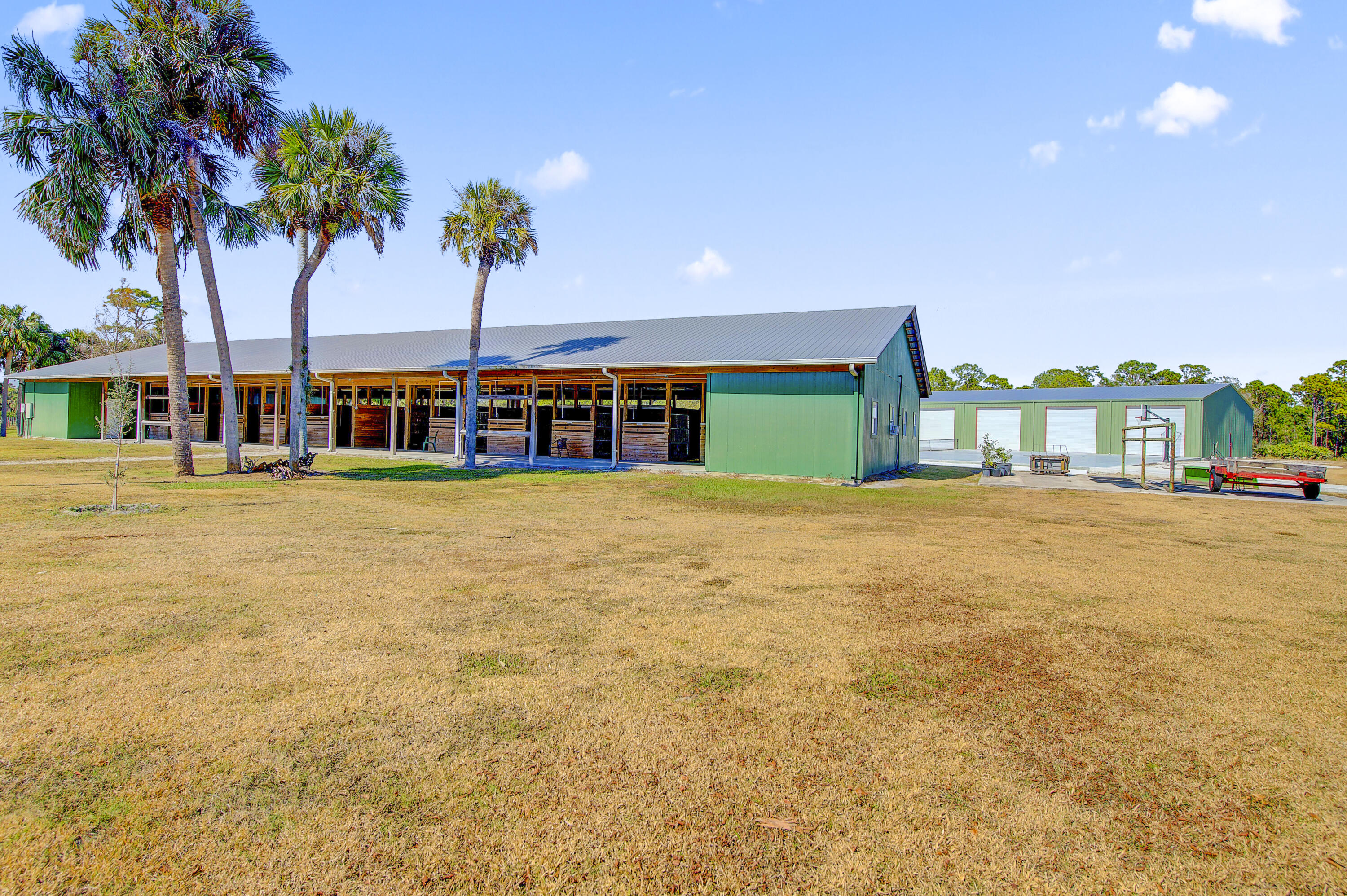 main property photo 40