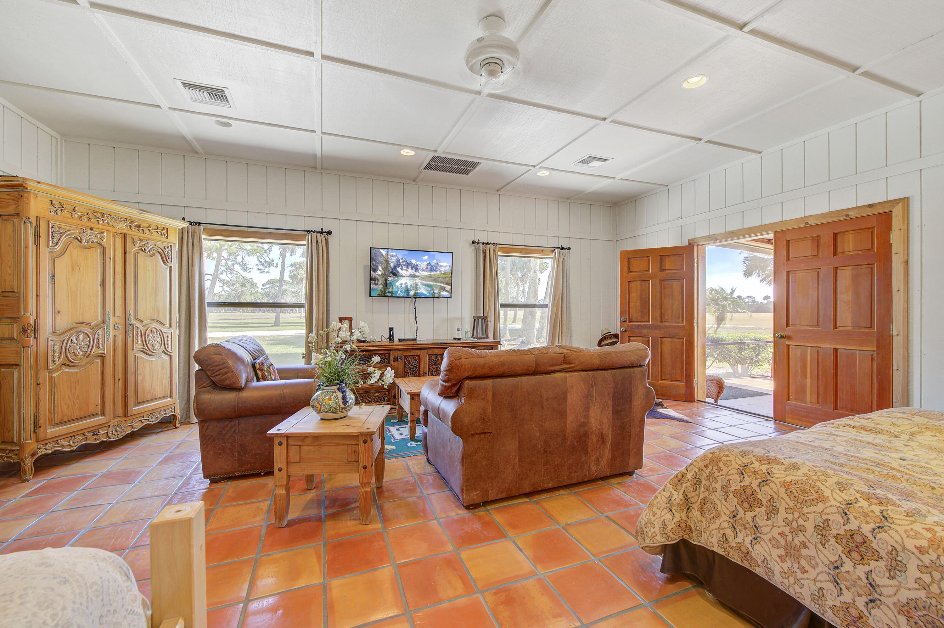 main property photo 58