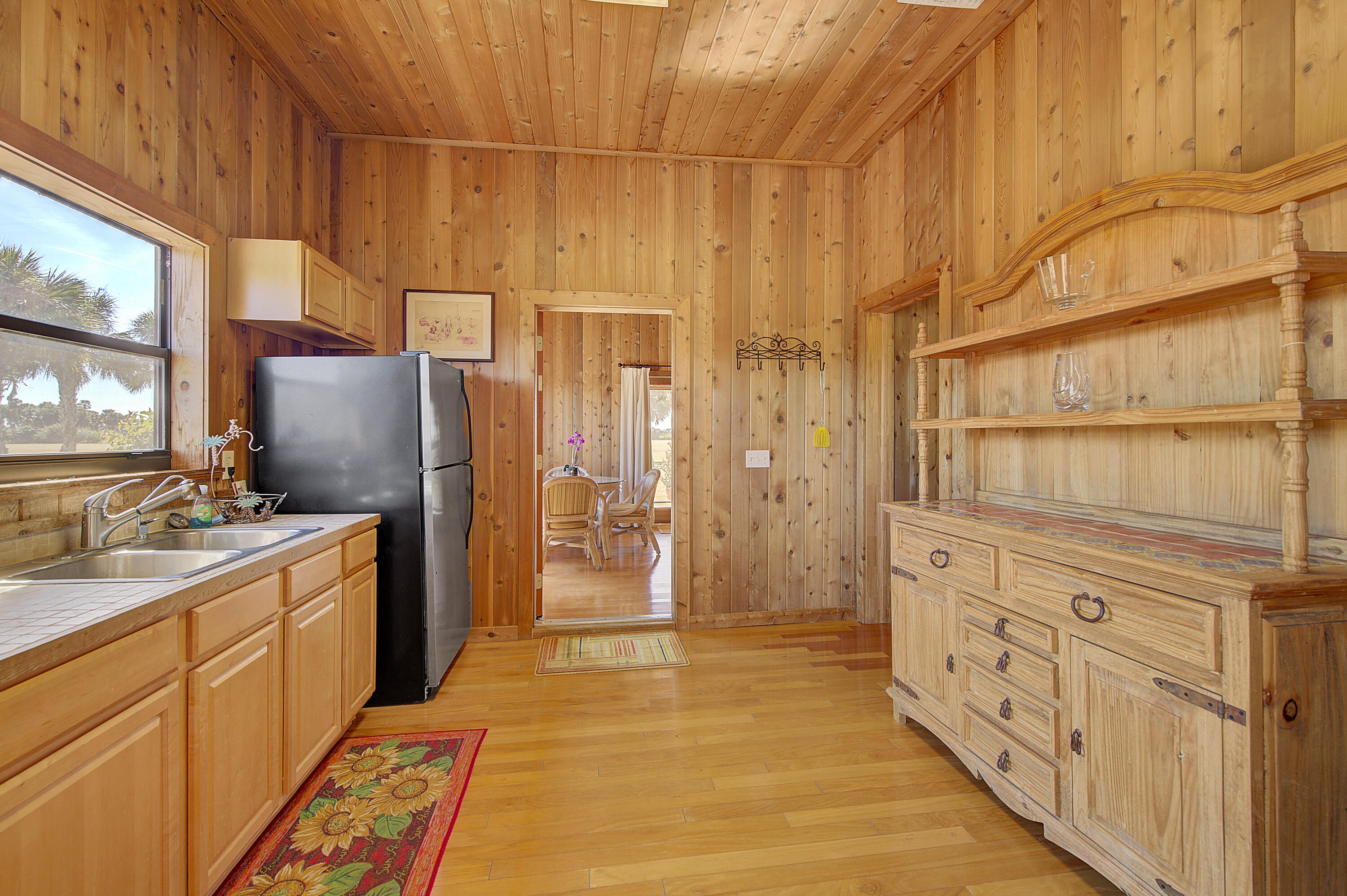 main property photo 81