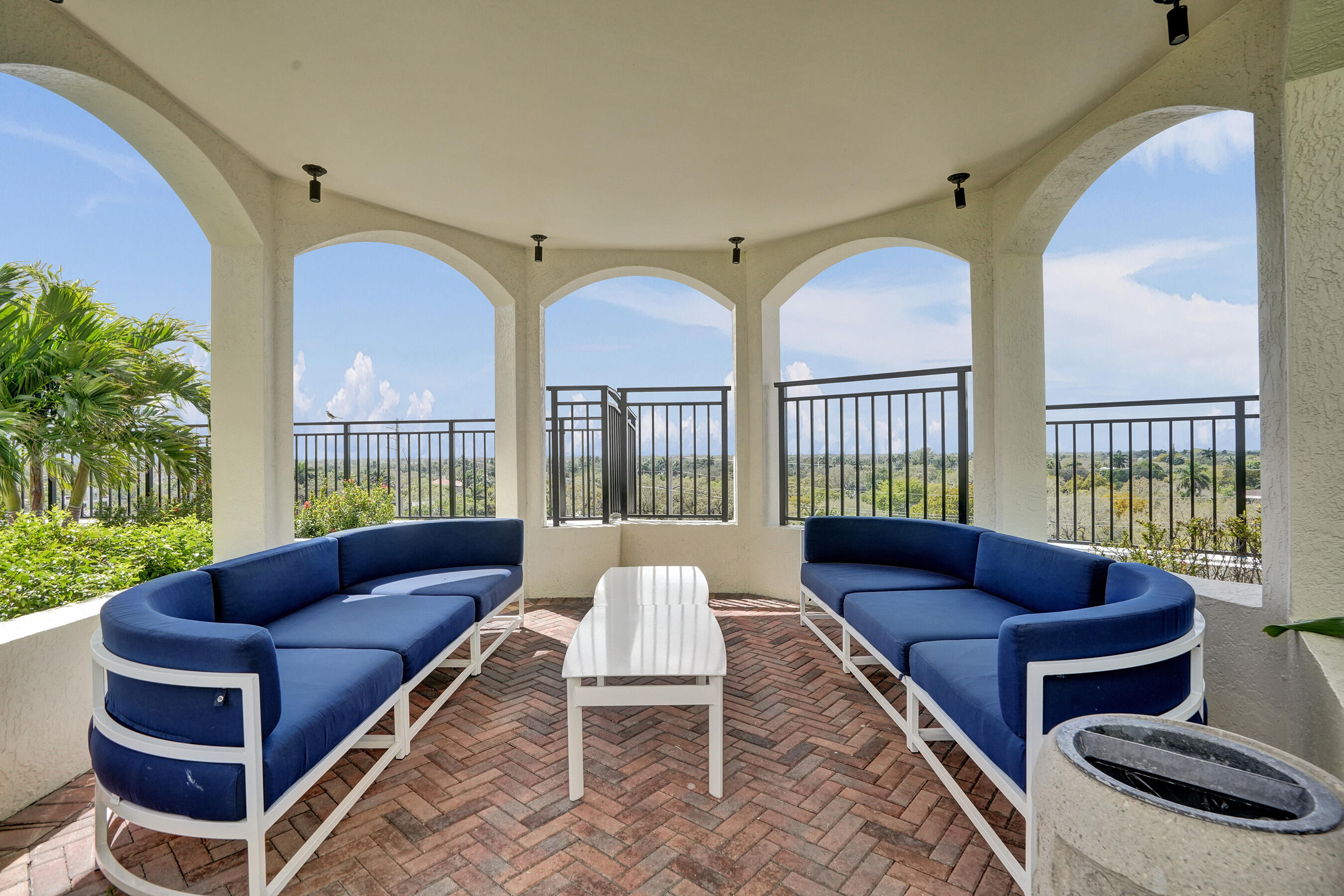 main property photo 58