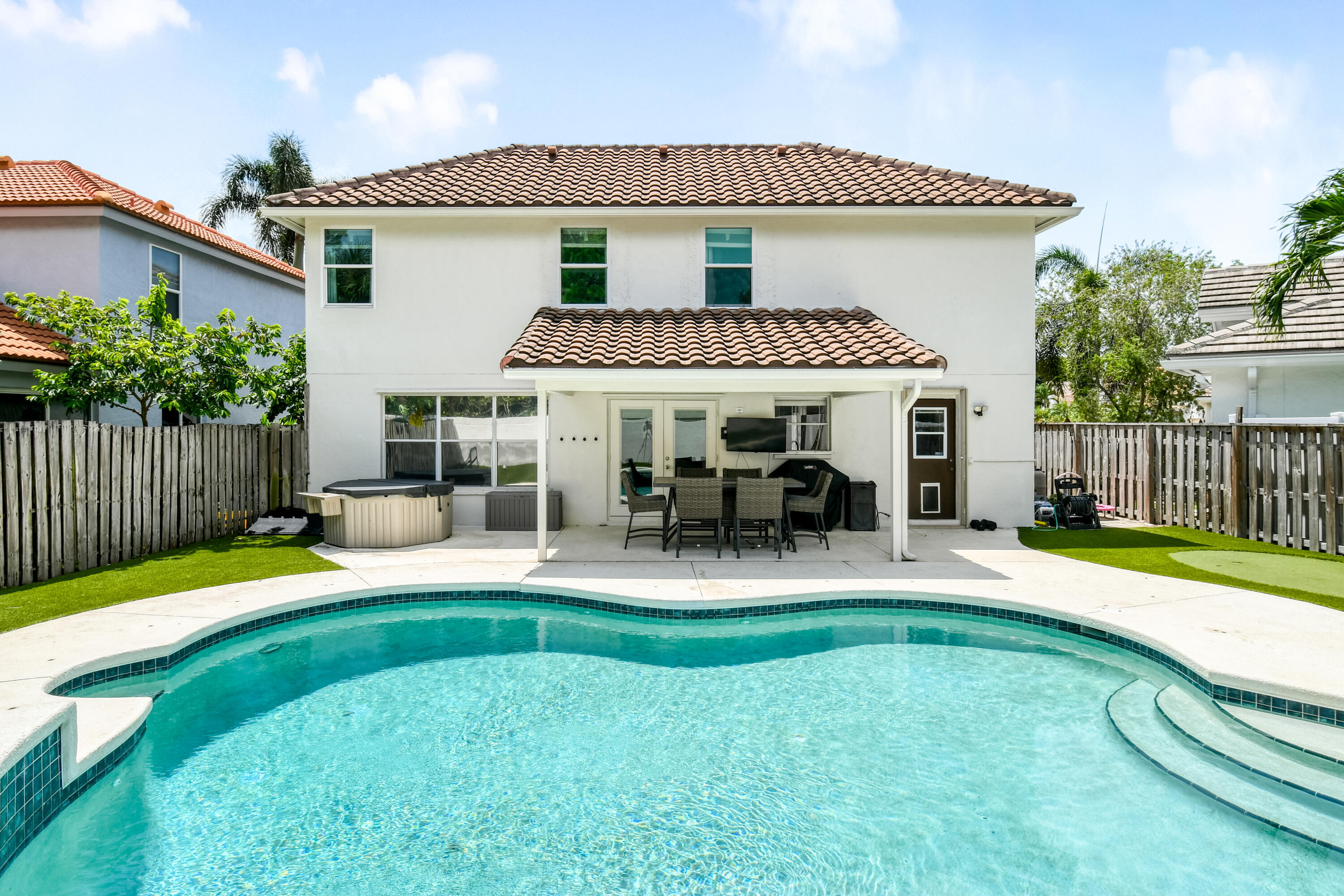main property photo 49