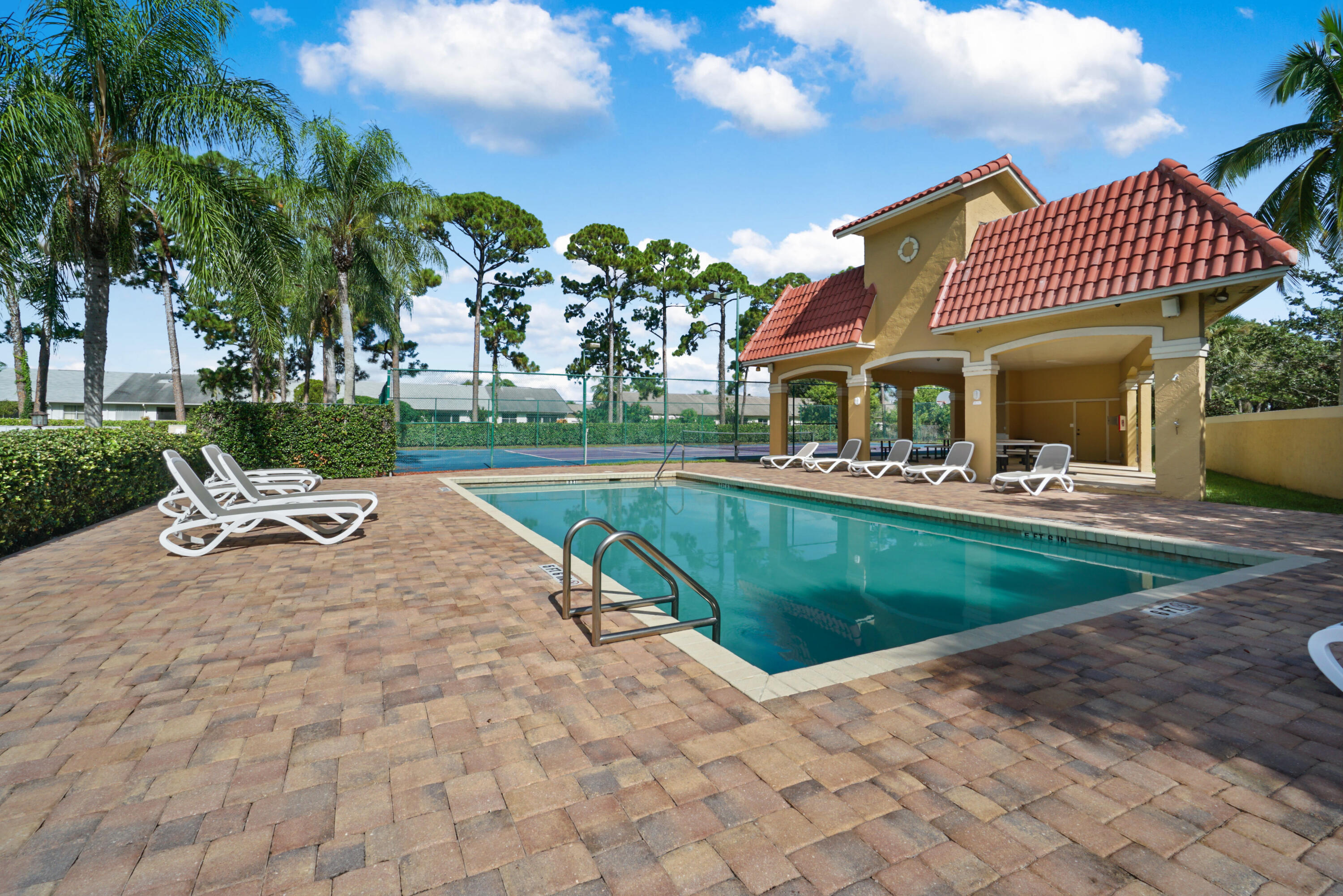 main property photo 59
