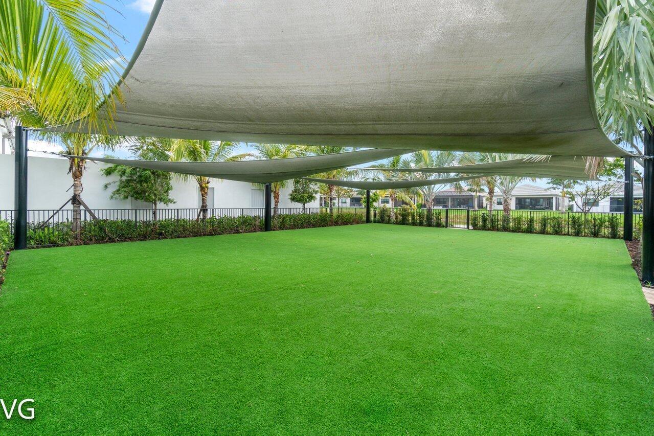 main property photo 59