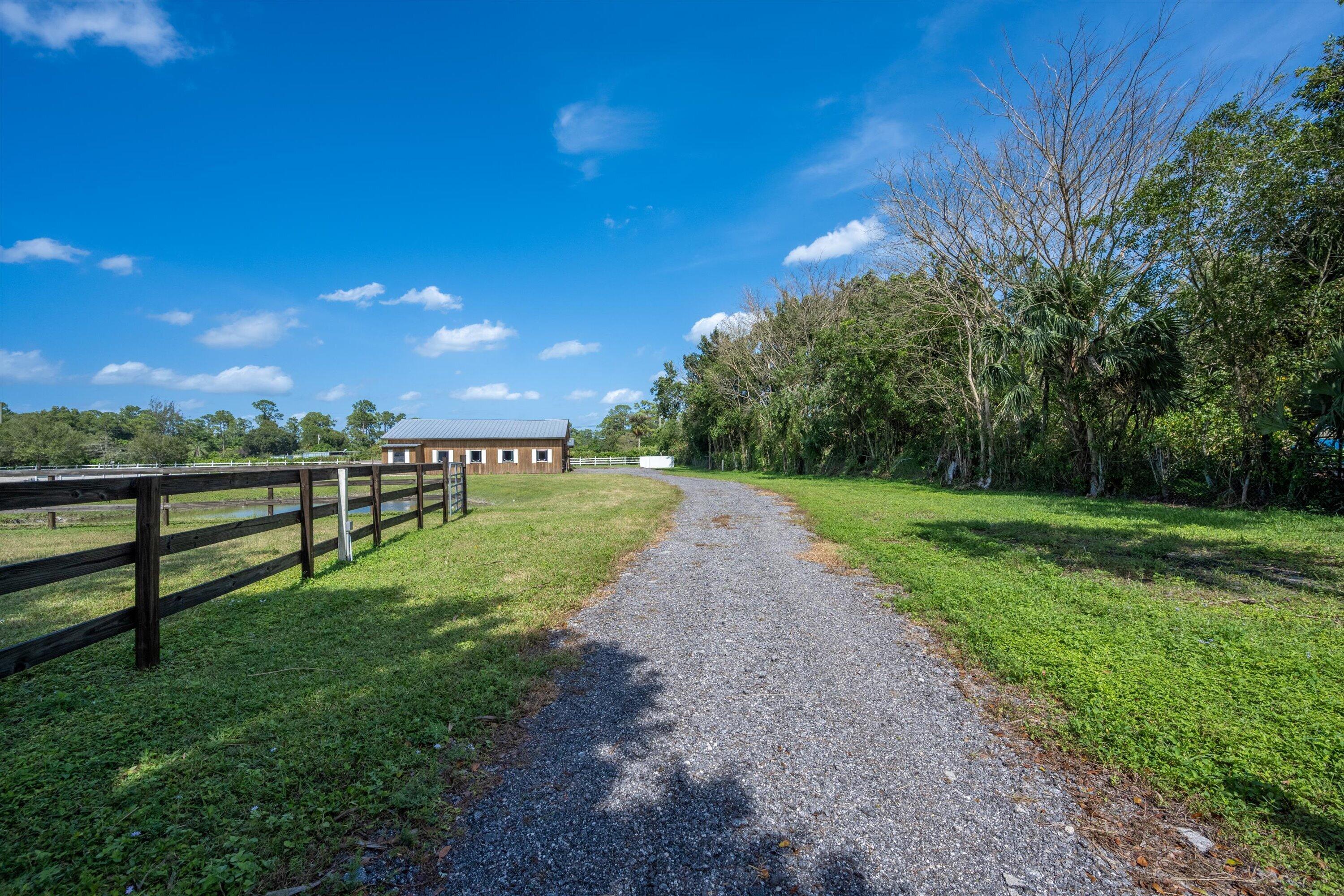 main property photo 30