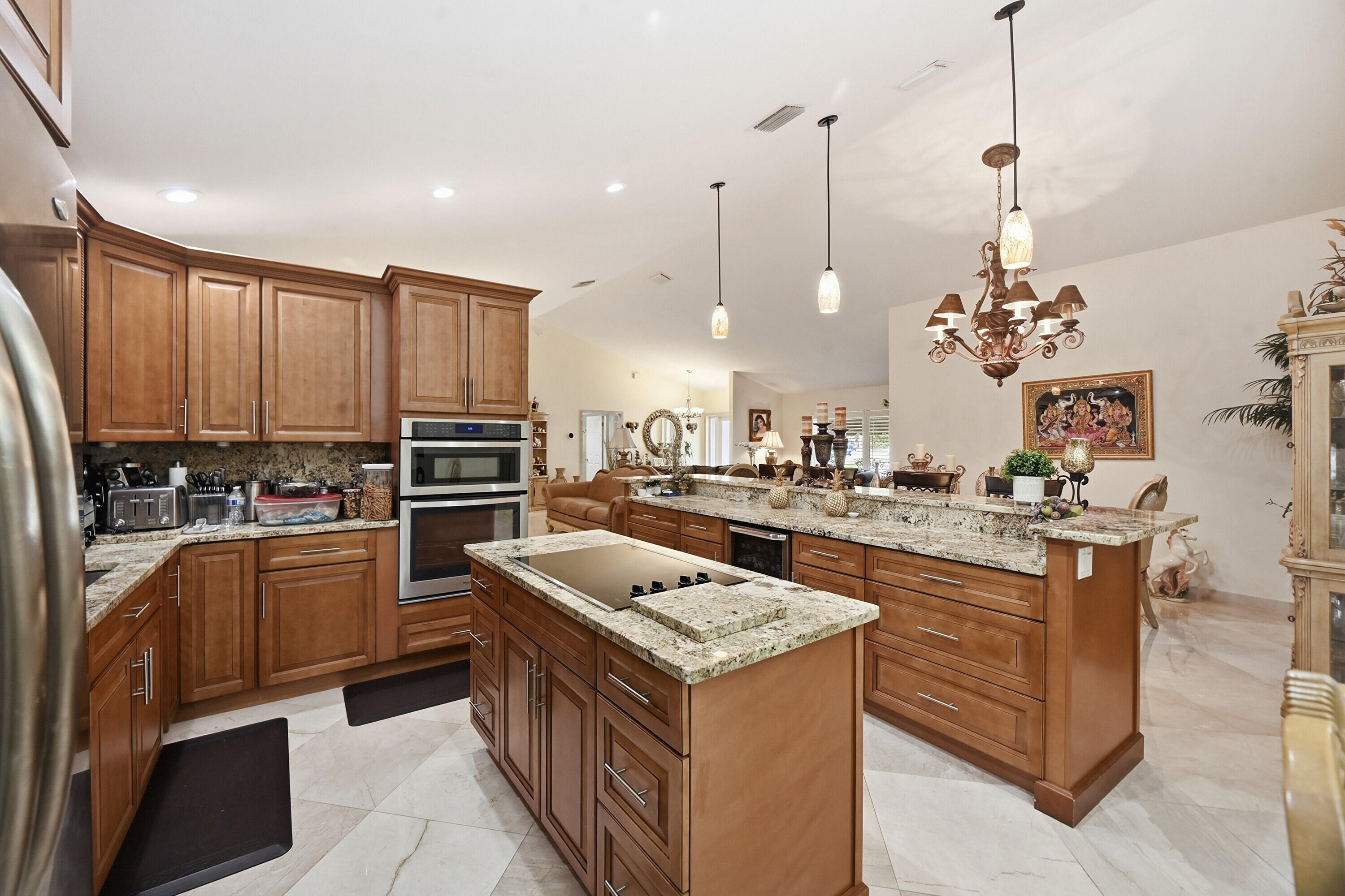 main property photo 16