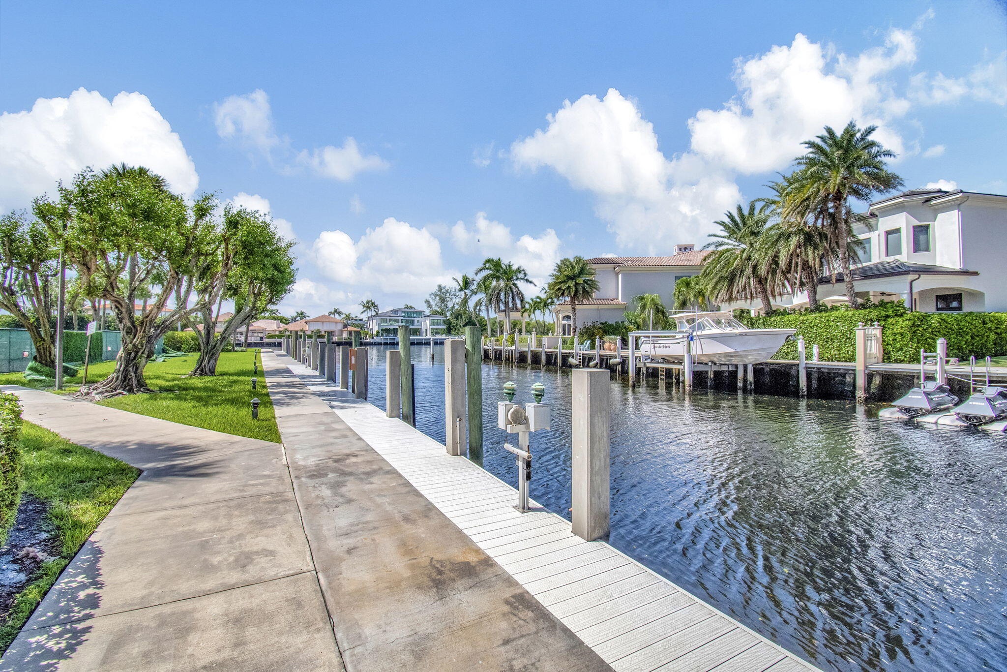 main property photo 47