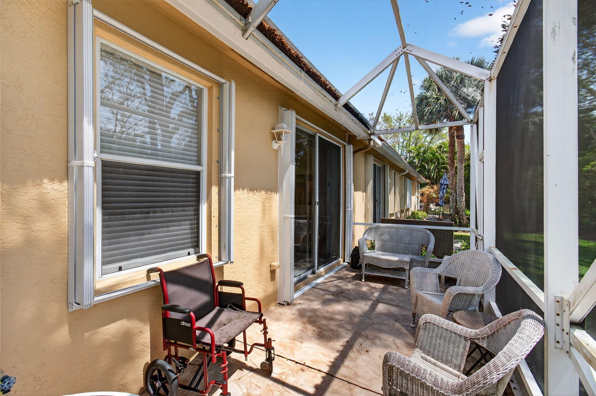 main property photo 32