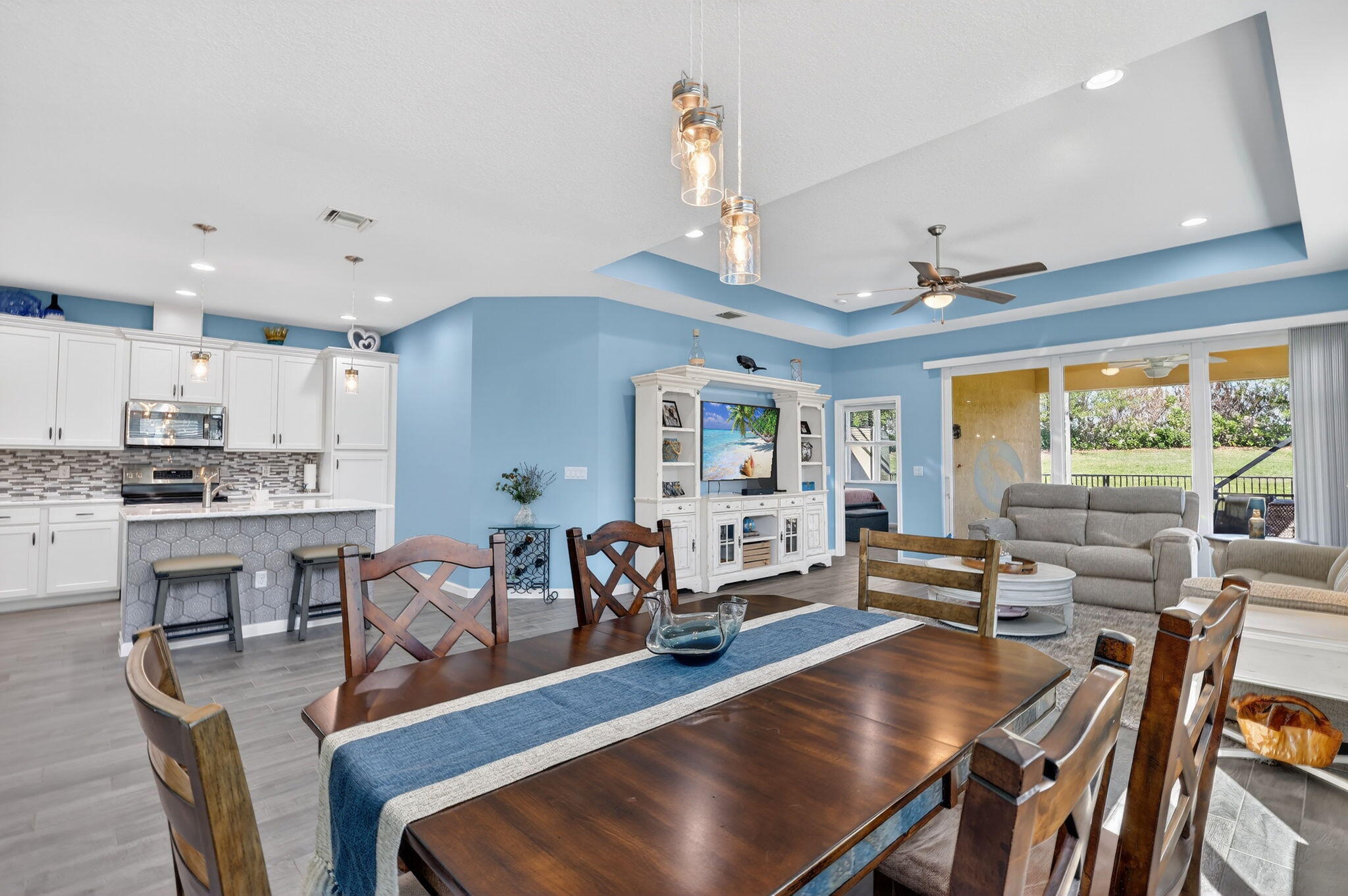 property viewer photo 12