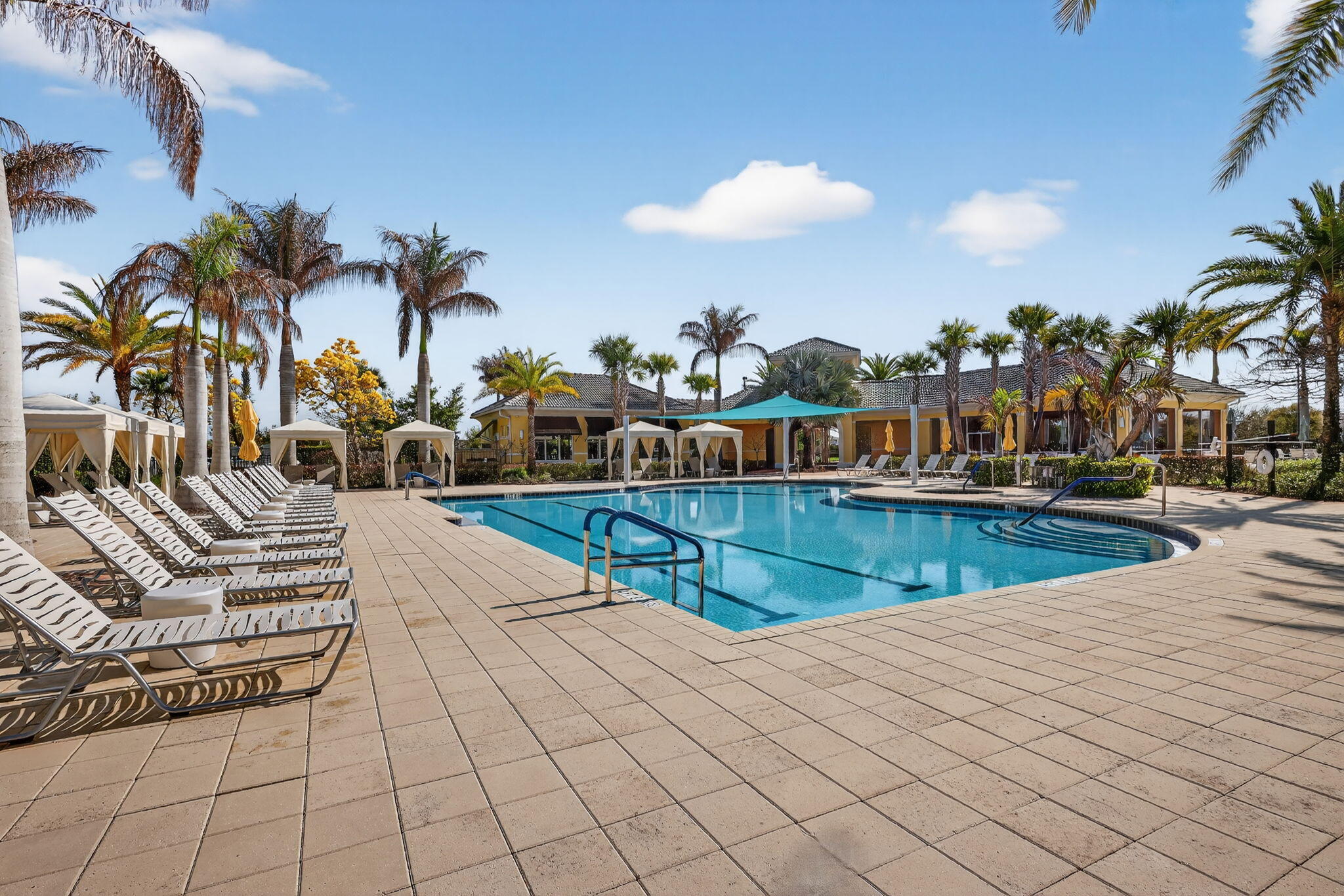property viewer photo 33