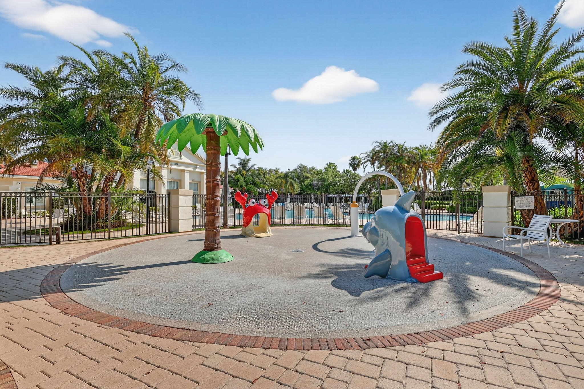 property viewer photo 47