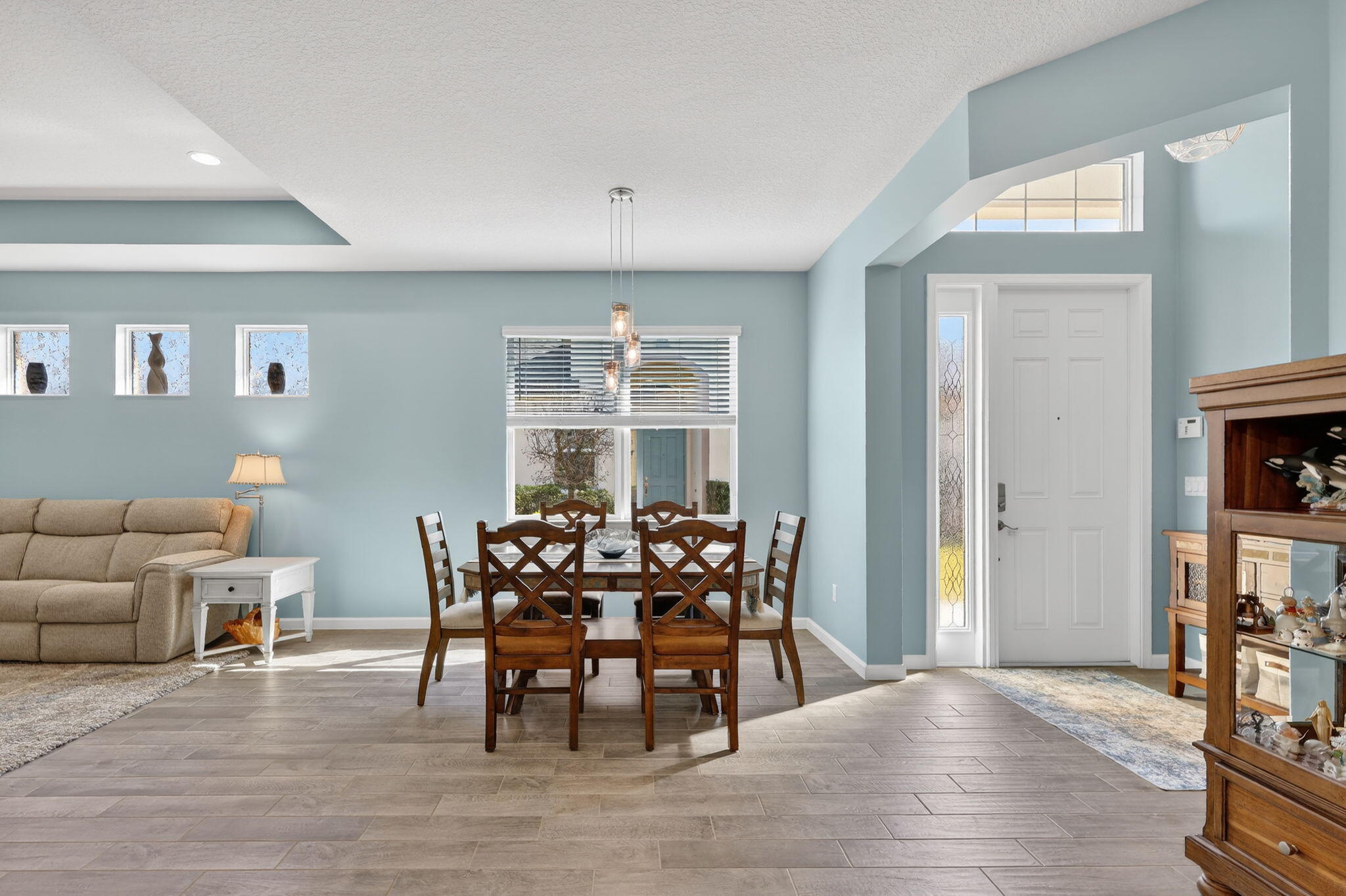 property viewer photo 5