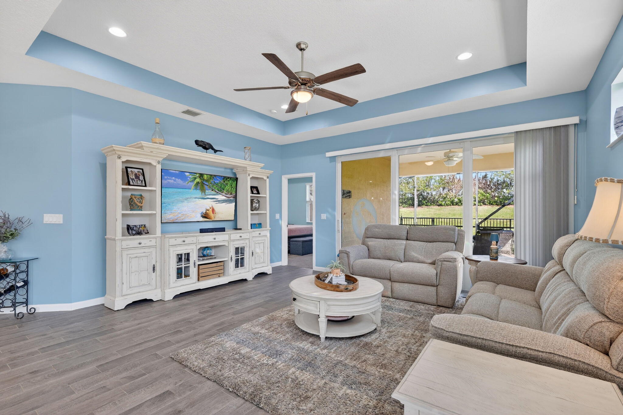 property viewer photo 8