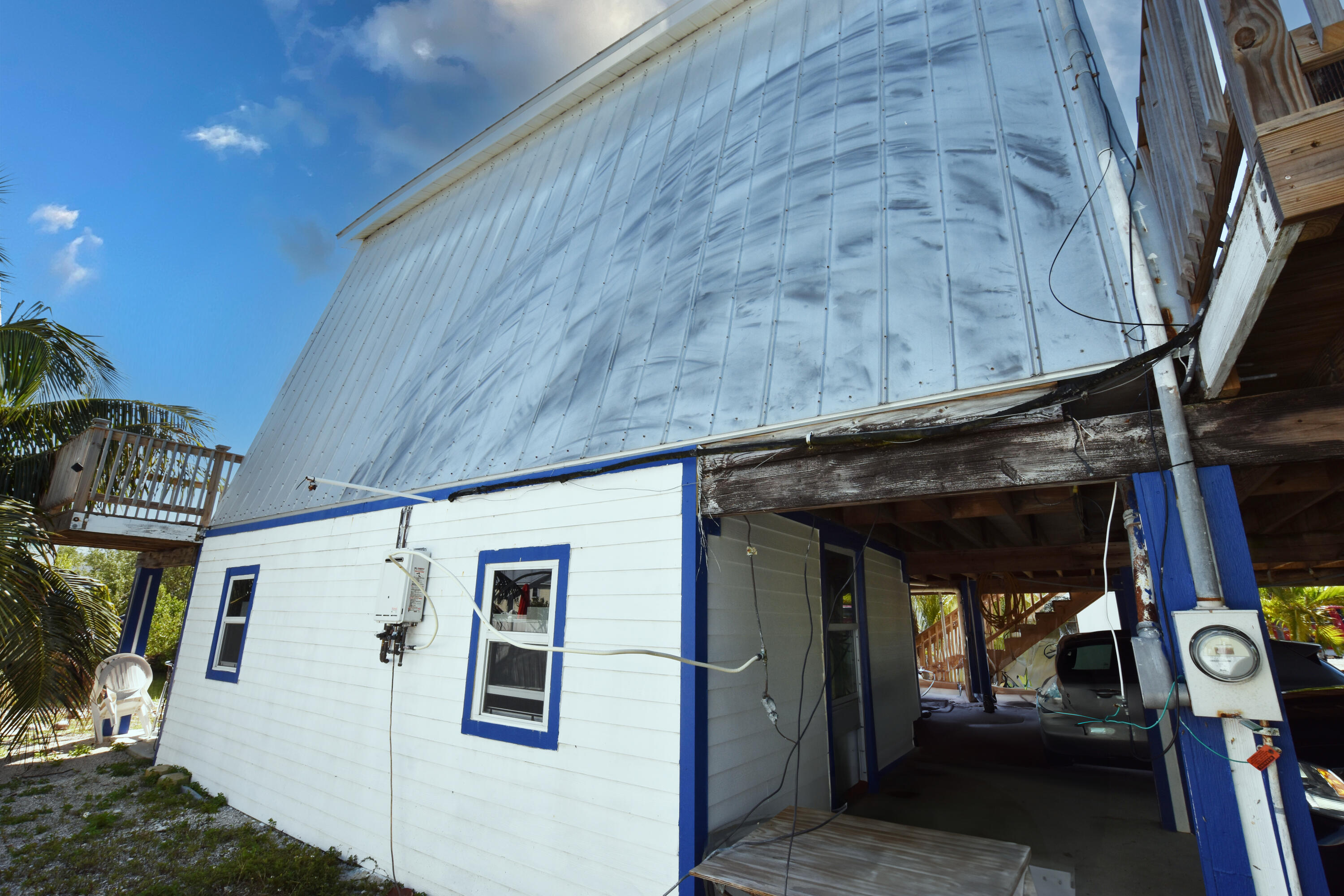 main property photo 40