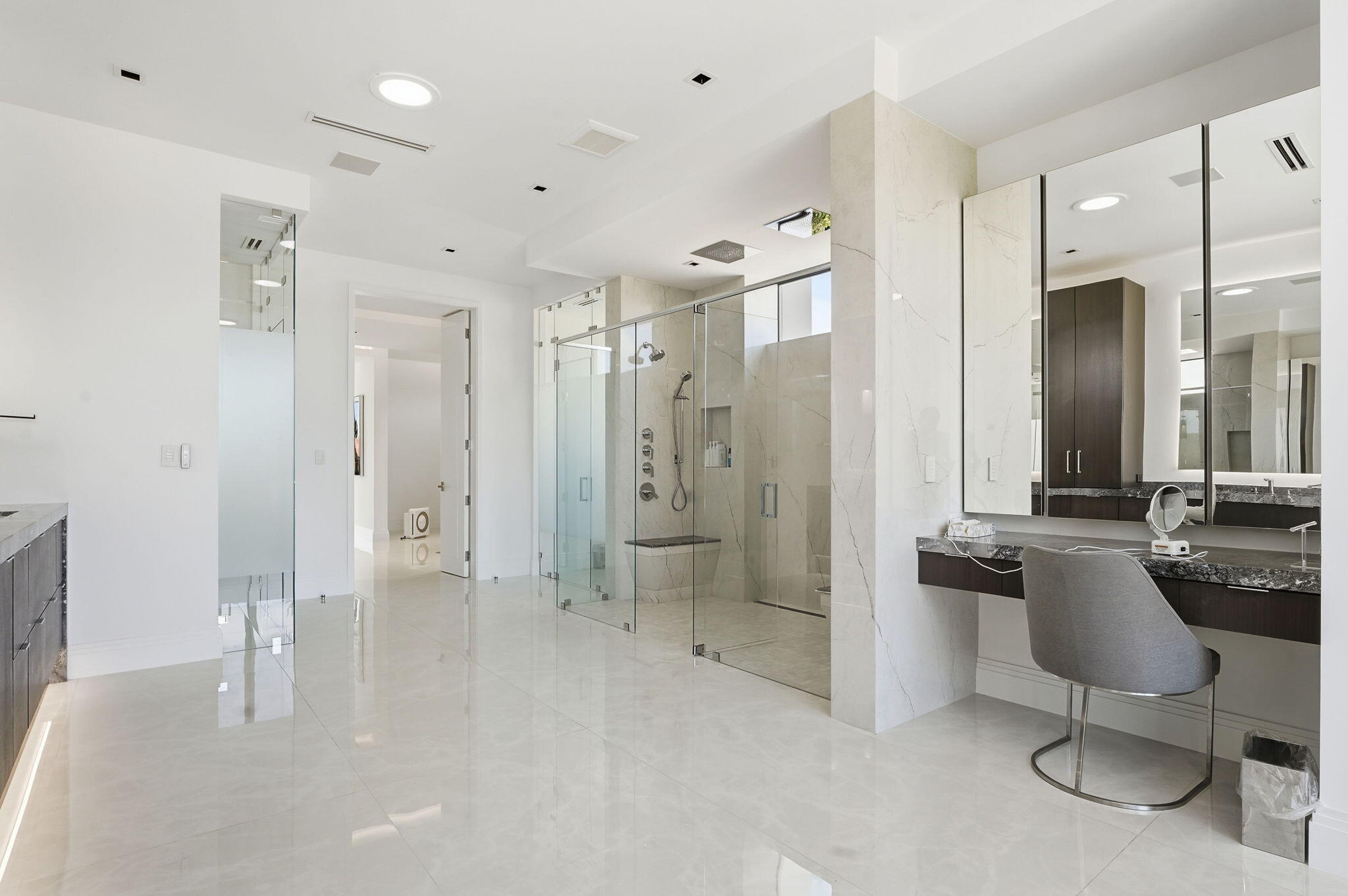 main property photo 67
