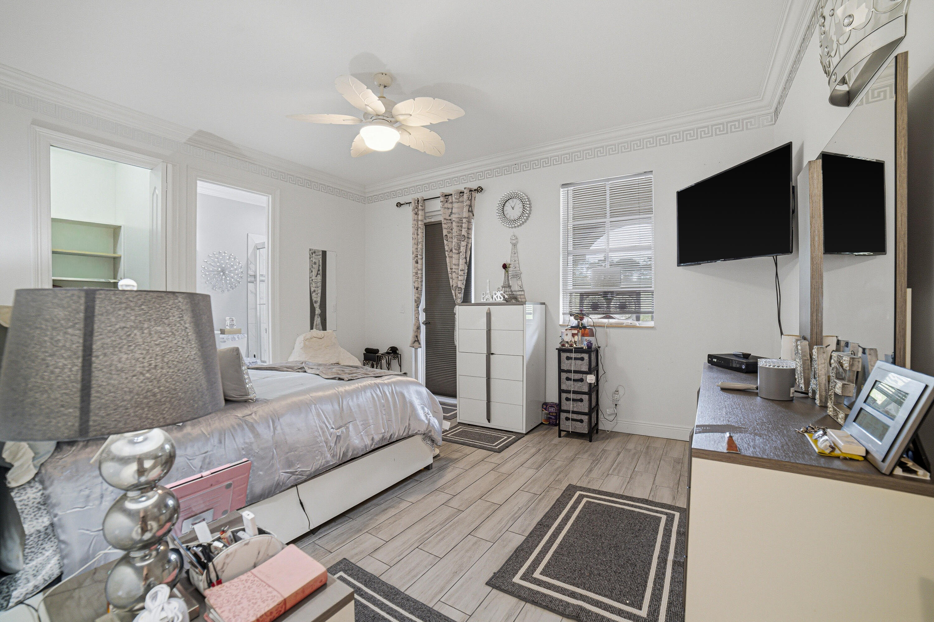 main property photo 49