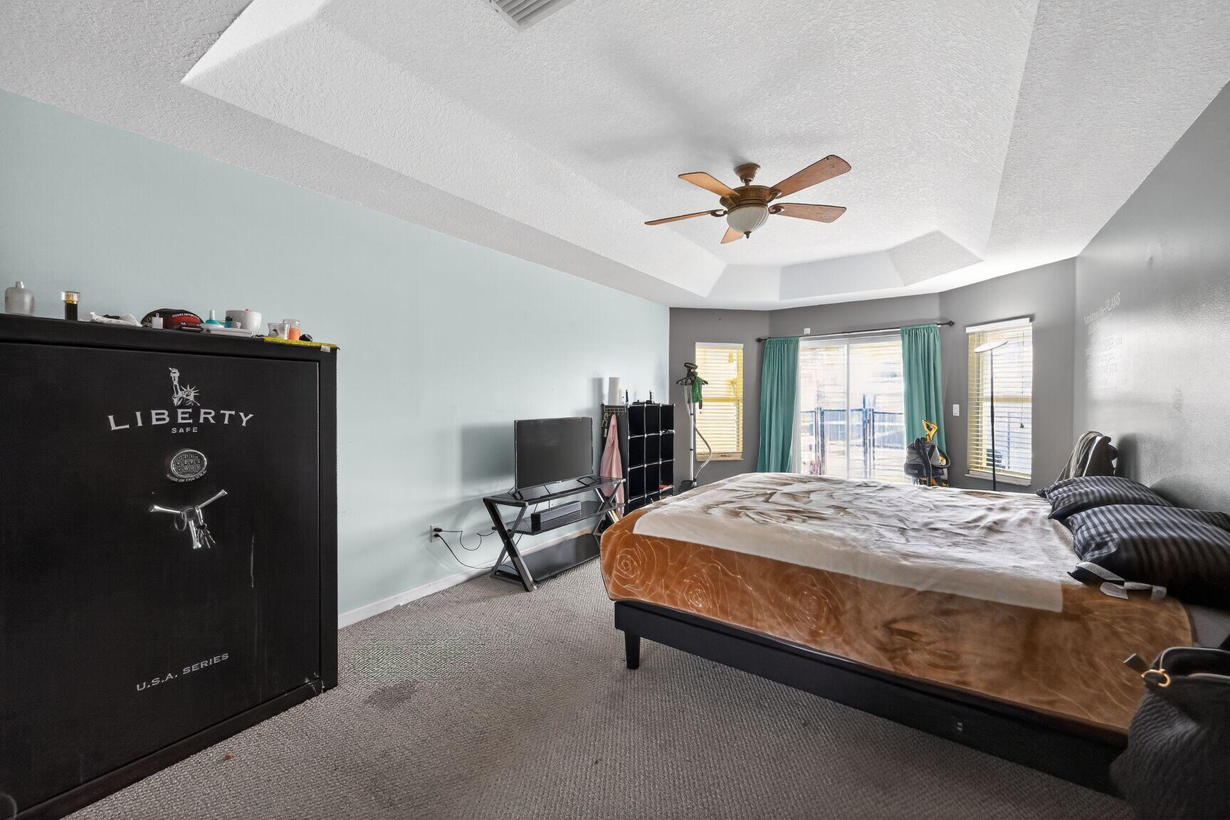 property viewer photo 3