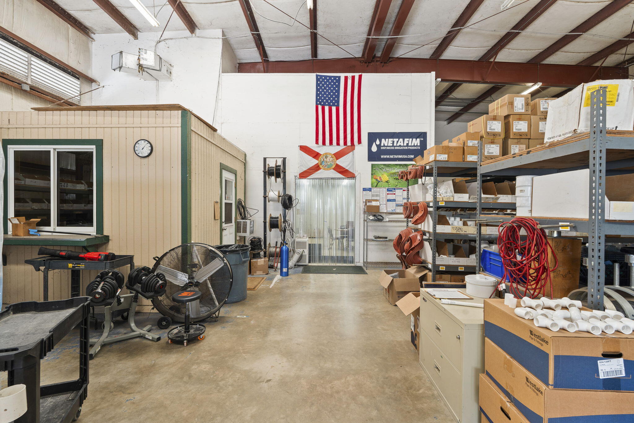 main property photo 41