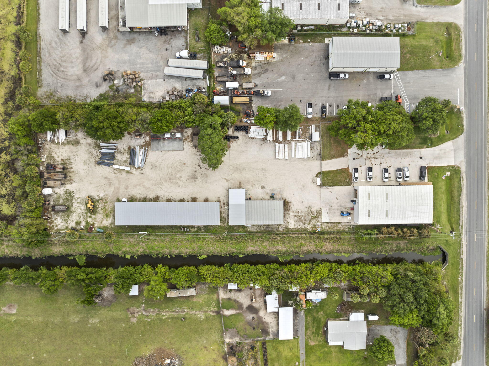 main property photo 58