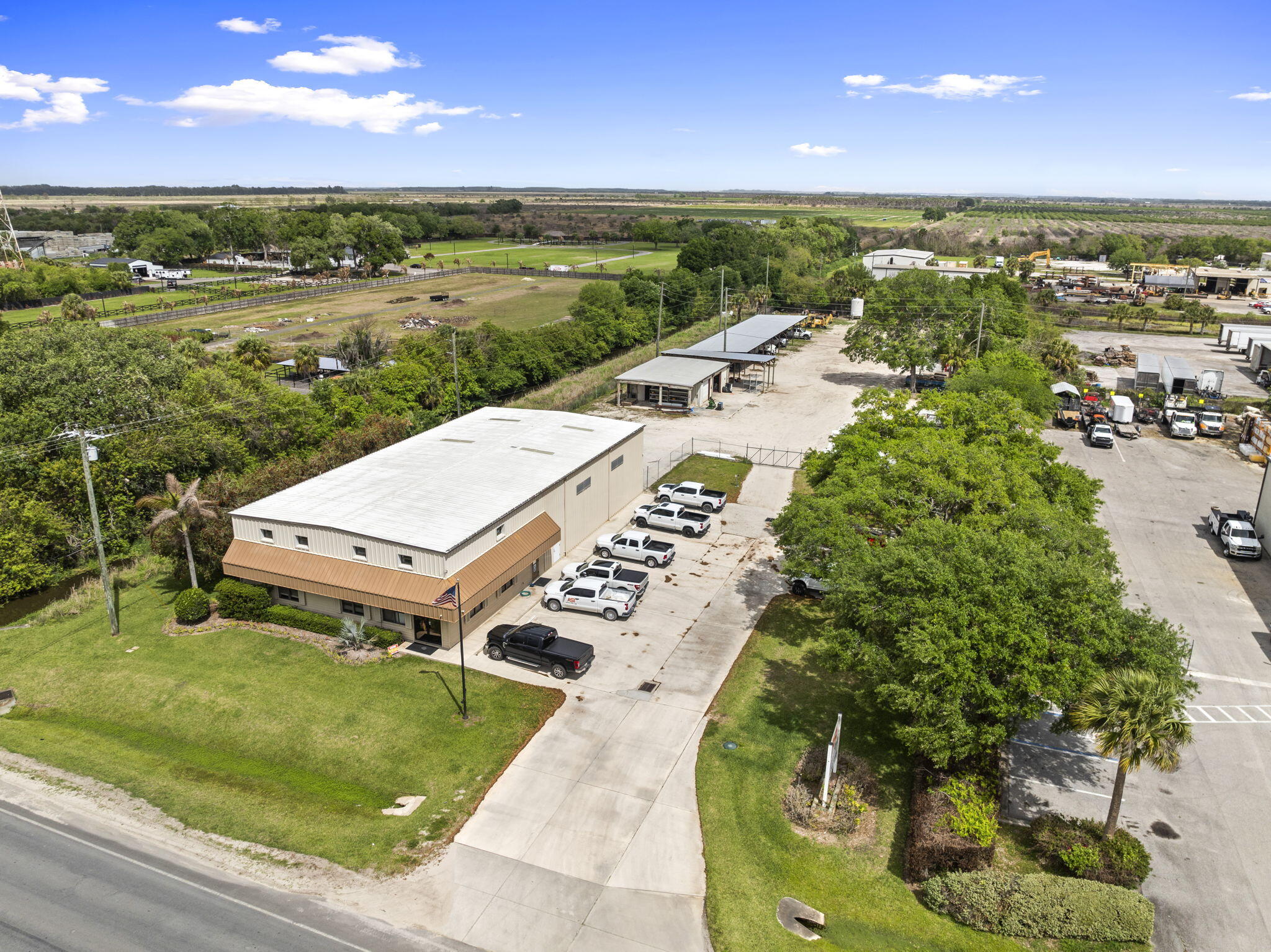 main property photo 8