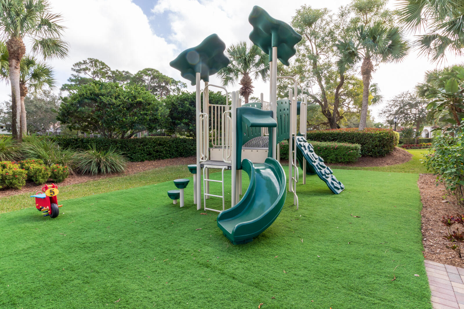 main property photo 65