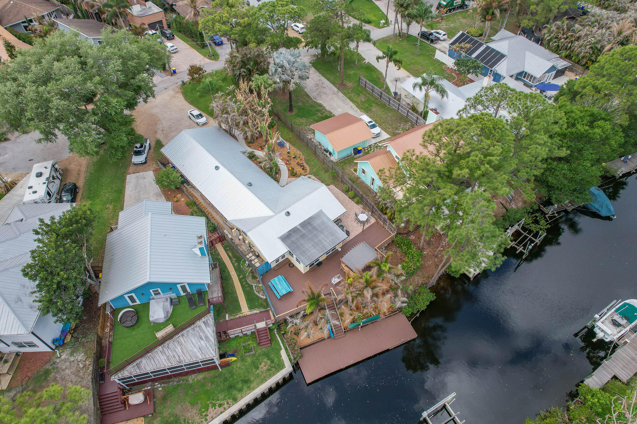 main property photo 38