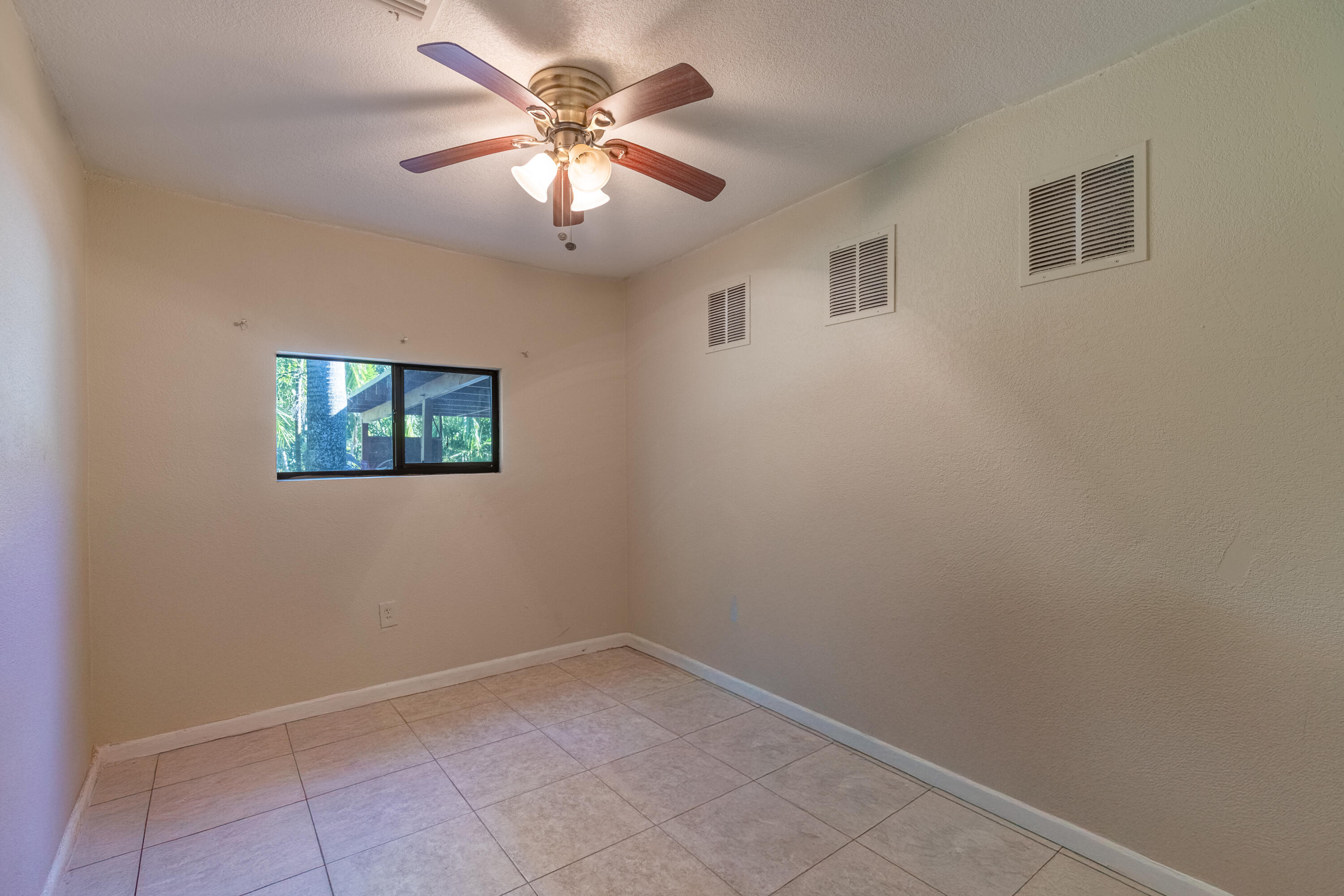 main property photo 71