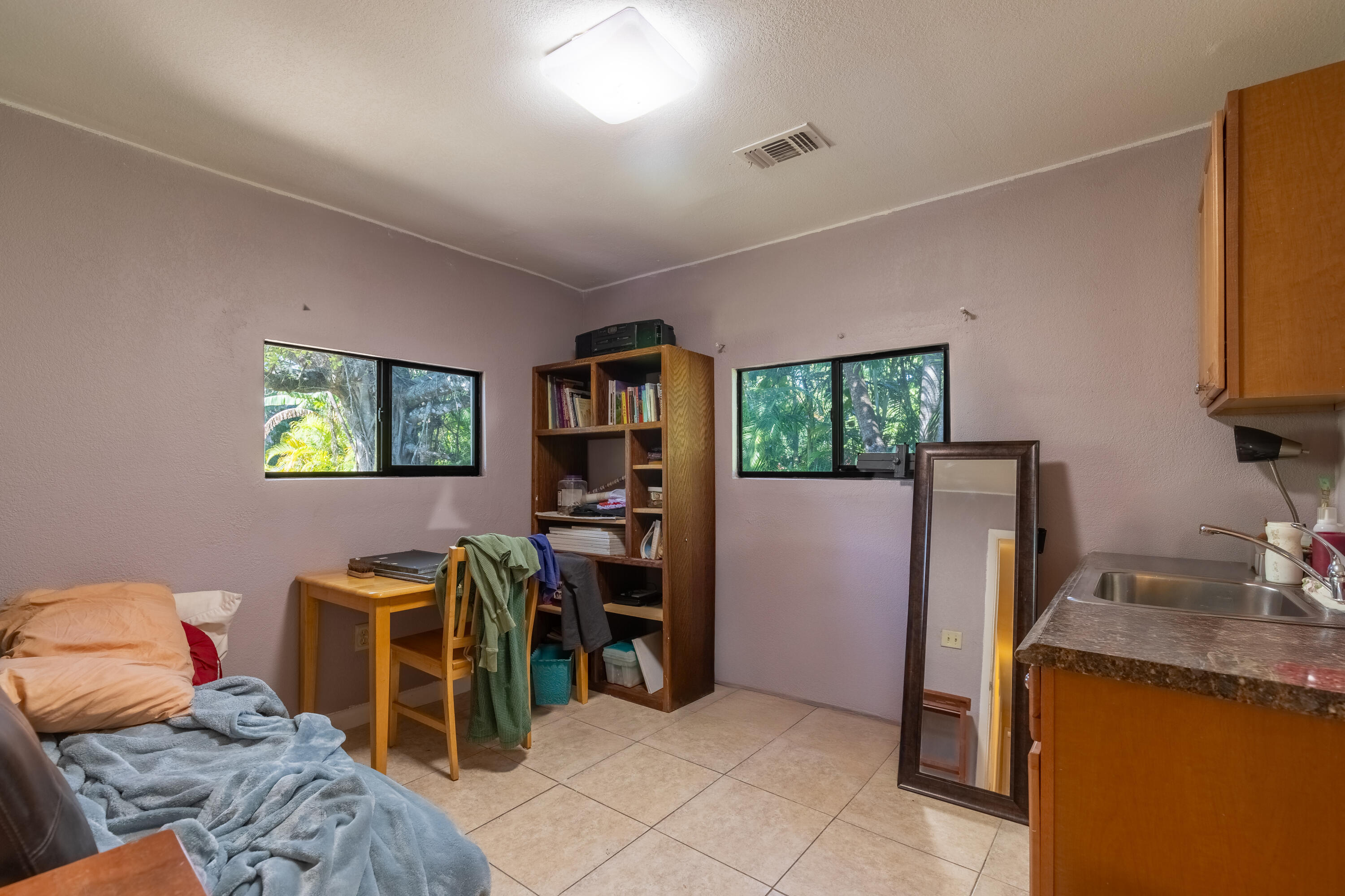 main property photo 75