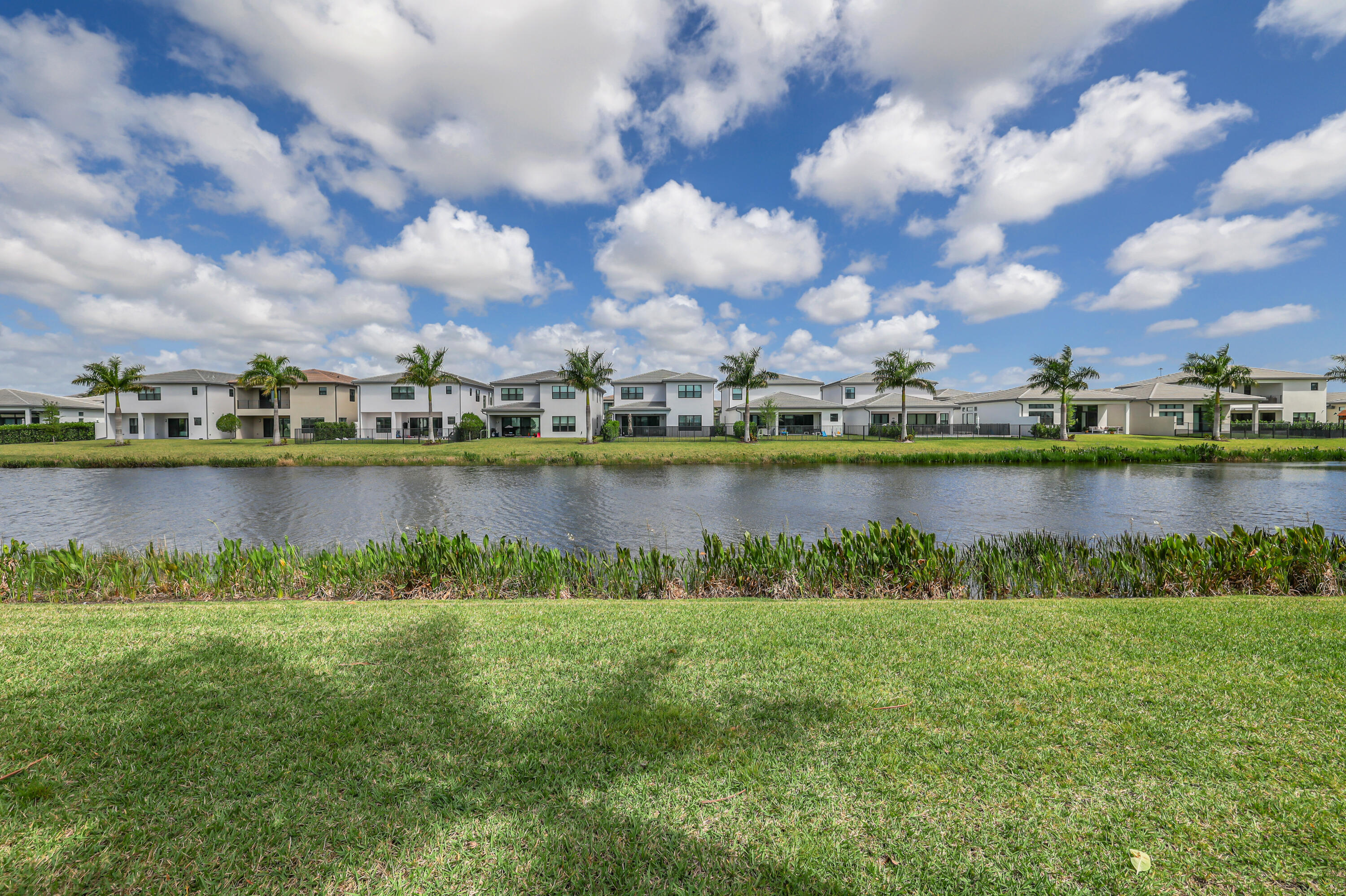 main property photo 67
