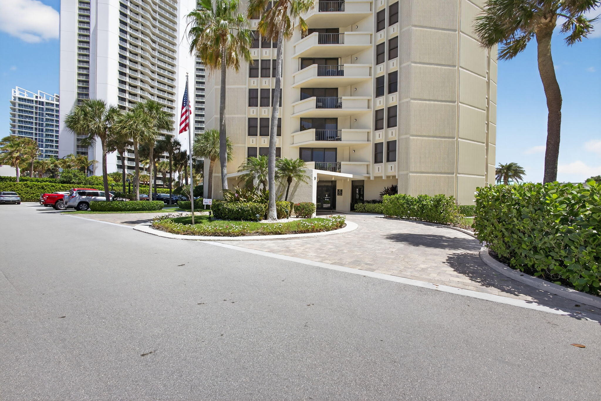 main property photo 77