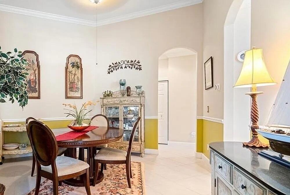 property viewer photo 10