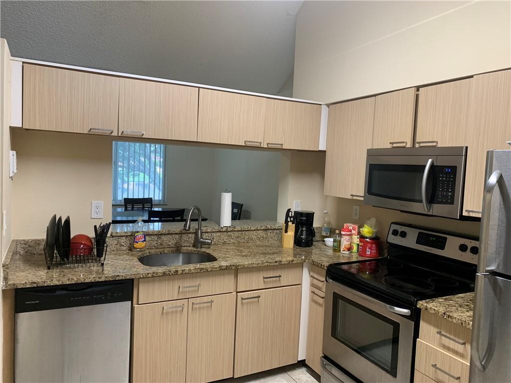 property viewer photo 2